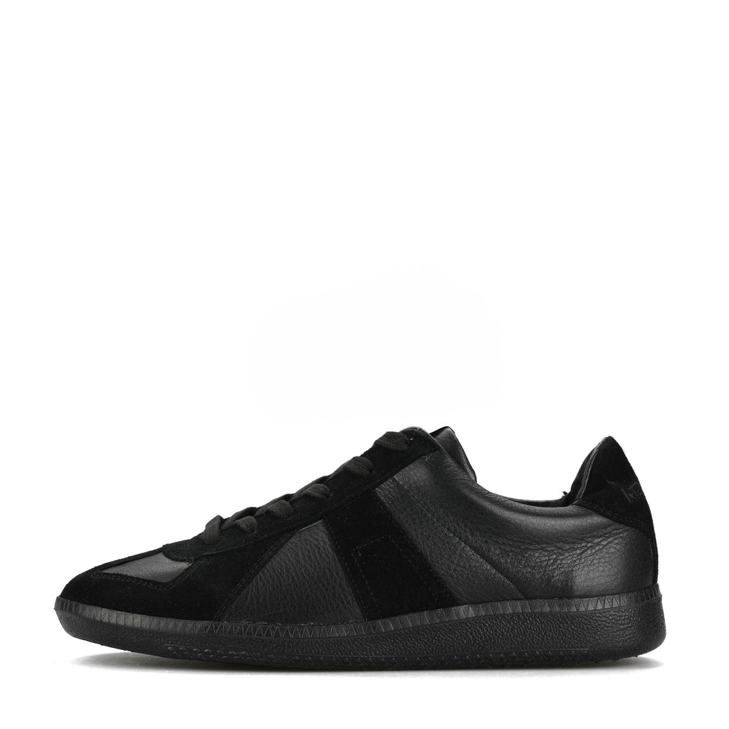 Maison Margiela Gats "Triple Black"