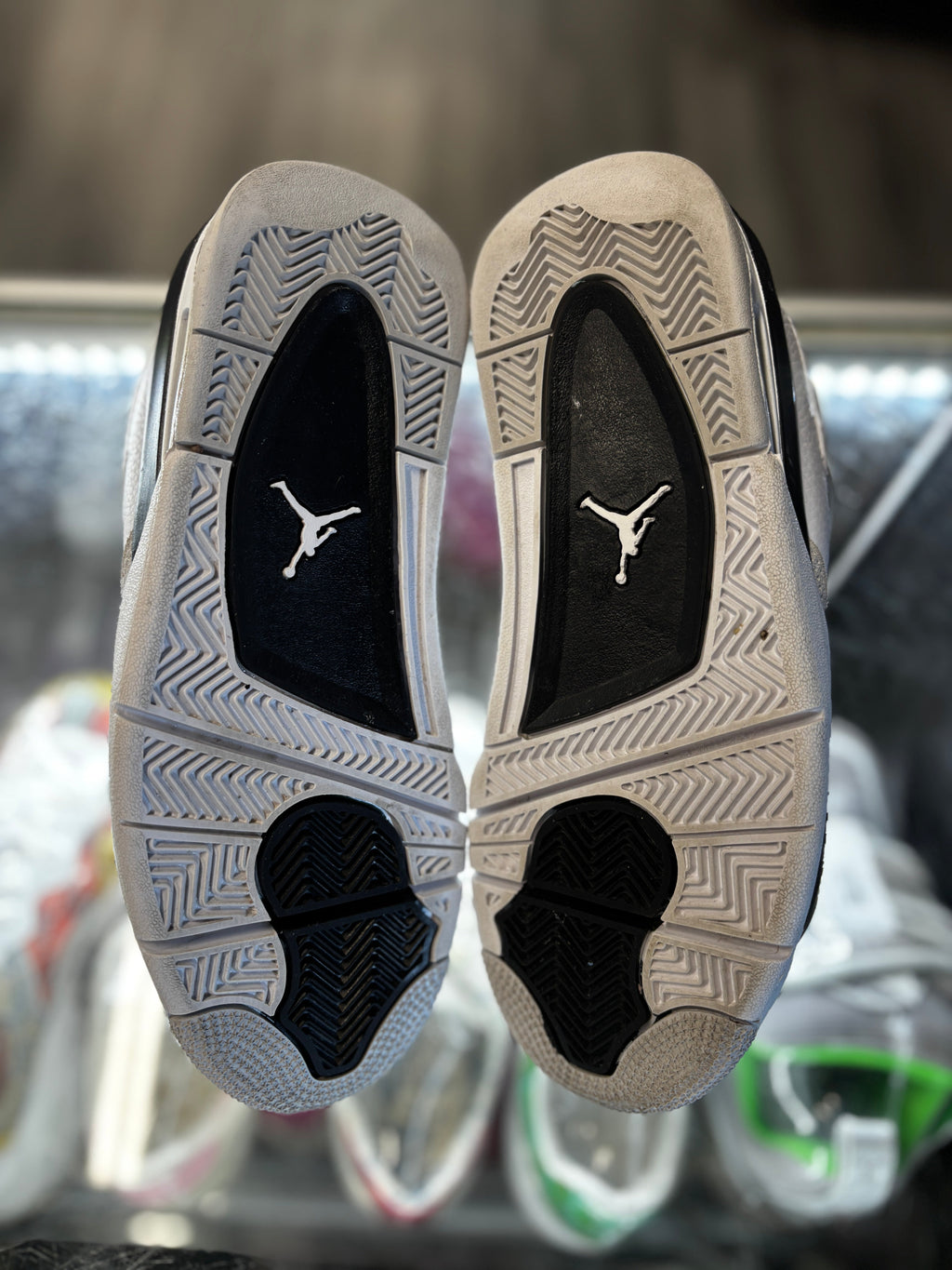 2022 Air Jordan Retro 4 "Military Black" (GS)