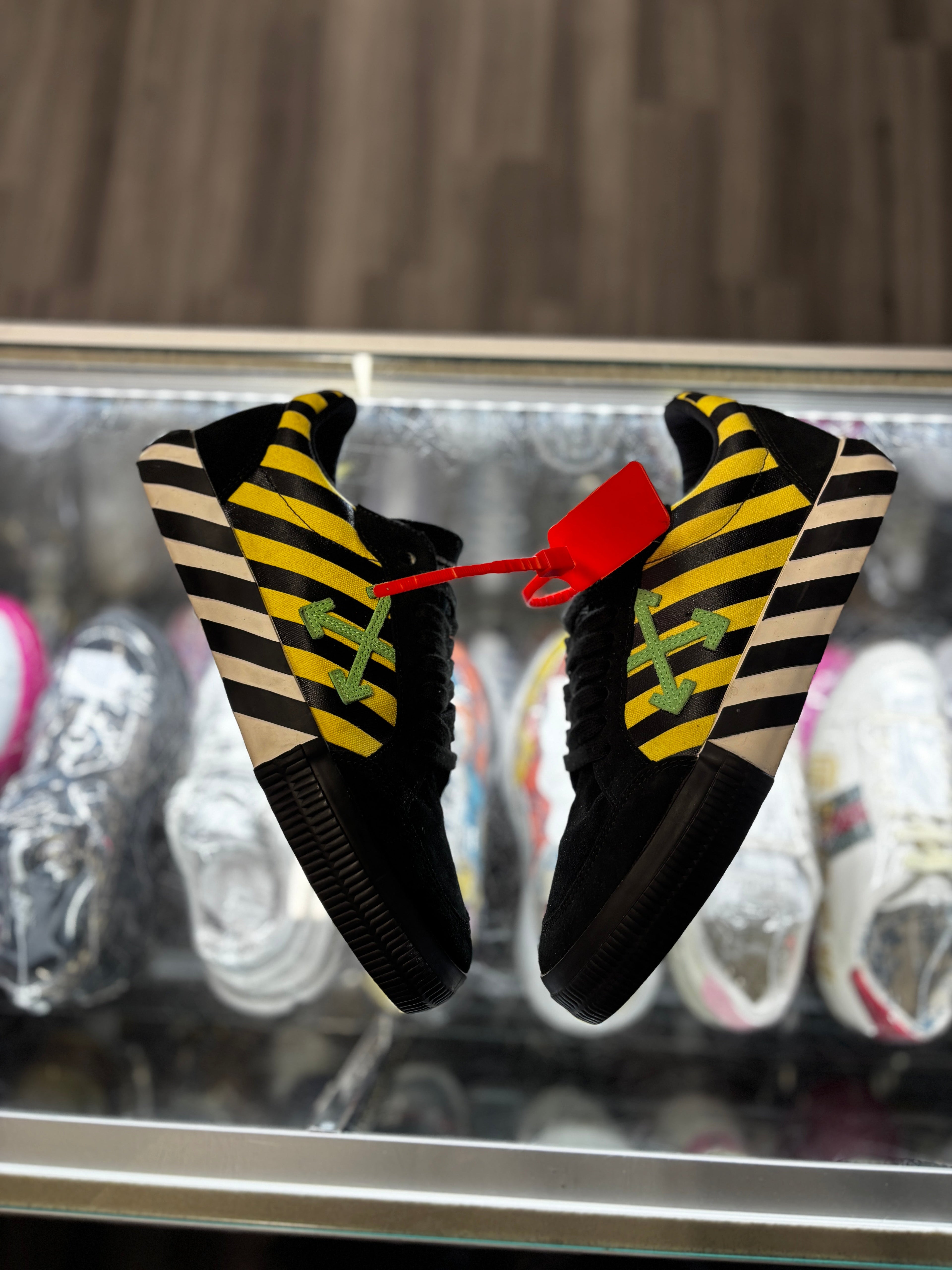 Off White Vulcanized Low "Black Yellow Green"