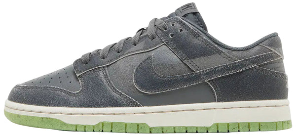 2022 Nike Dunk Low SE "Halloween Caludron"