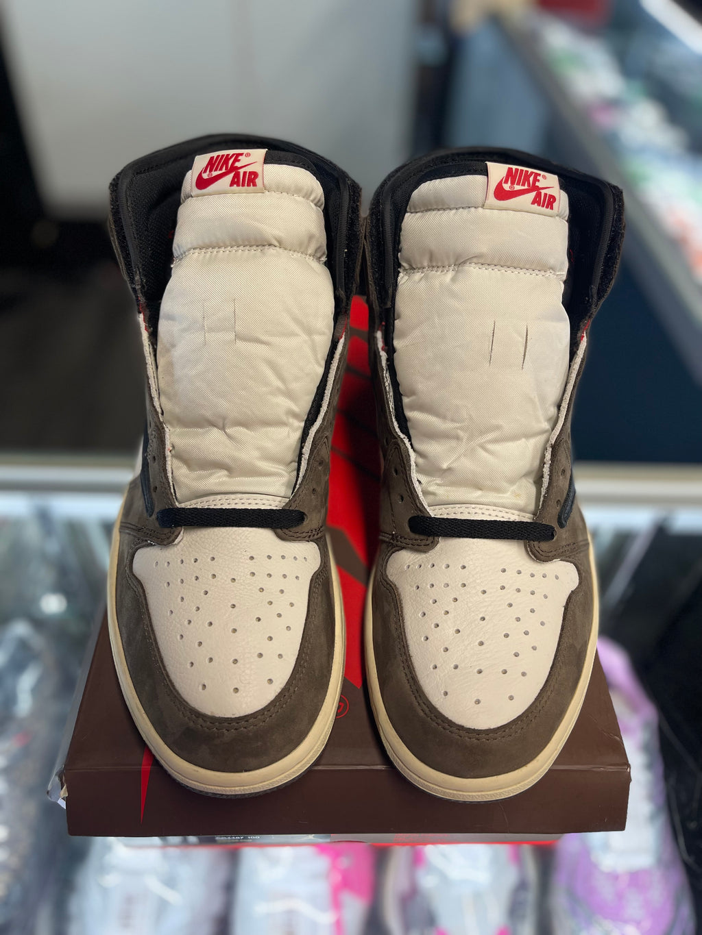 2019 Air Jordan Retro 1 High OG SP "Travis Scott Mocha"