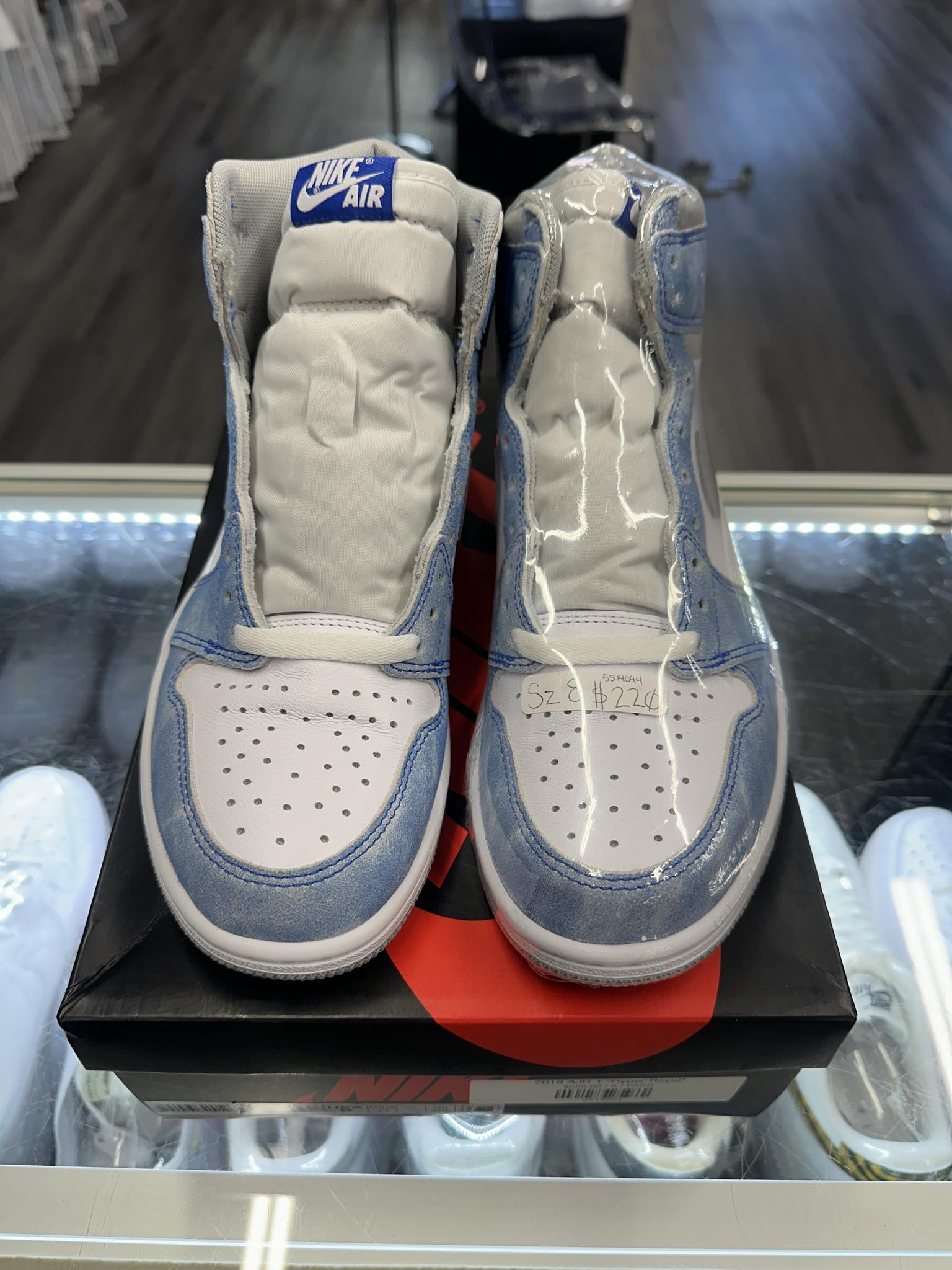 2021 Air Jordan Retro 1 High "Hyper Royal Smoke Grey"