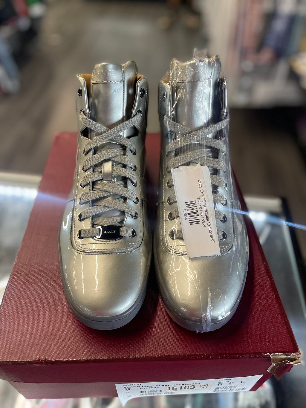 Bally Eroy "Silver/Embossed"