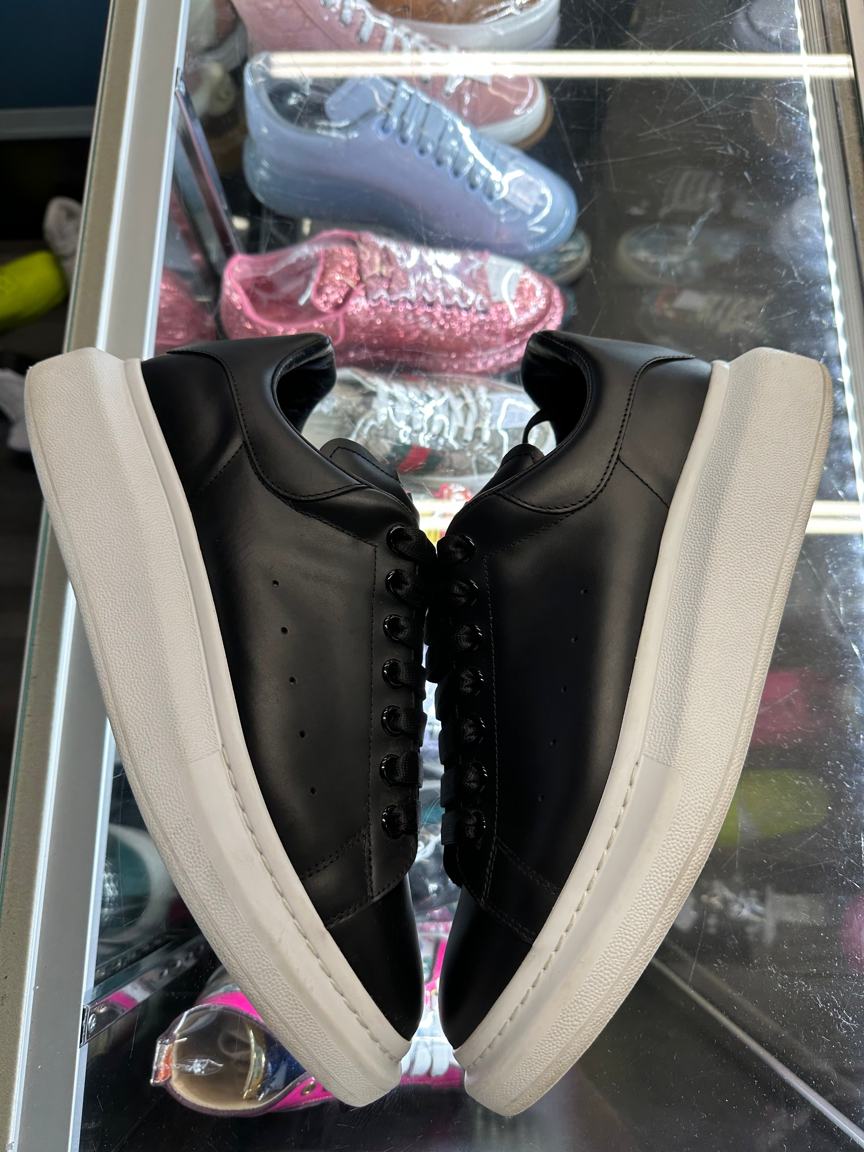 Alexander McQueen Oversized "Black"
