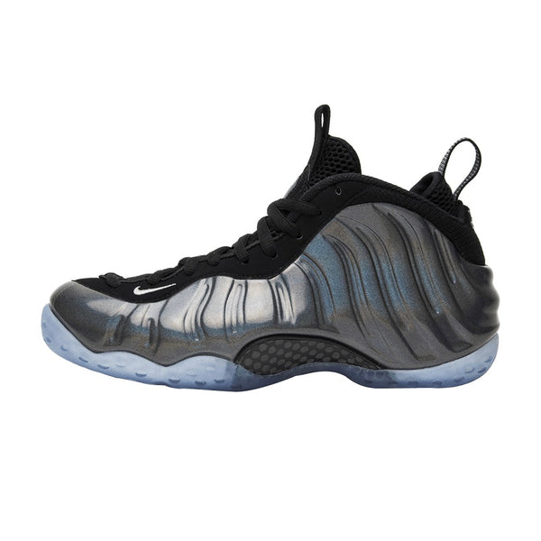 2015 Nike Air Foamposite One "Hologram"