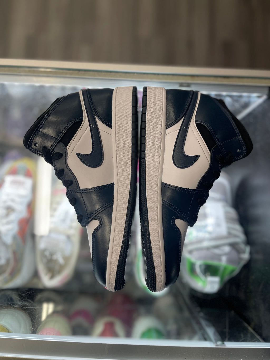 2022 Air Jordan Mid 1 "Armory Navy" (GS)