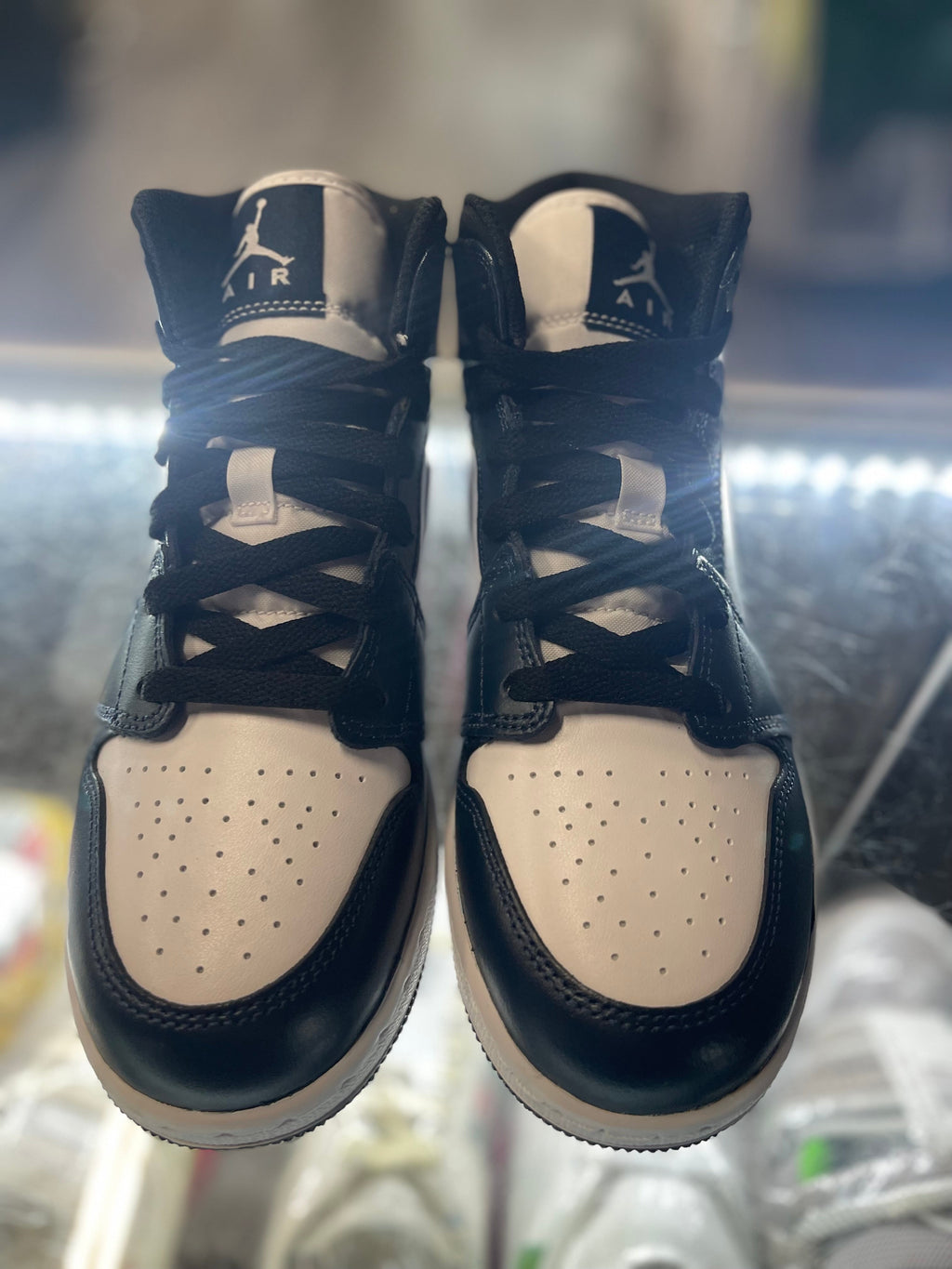2022 Air Jordan Mid 1 "Armory Navy" (GS)