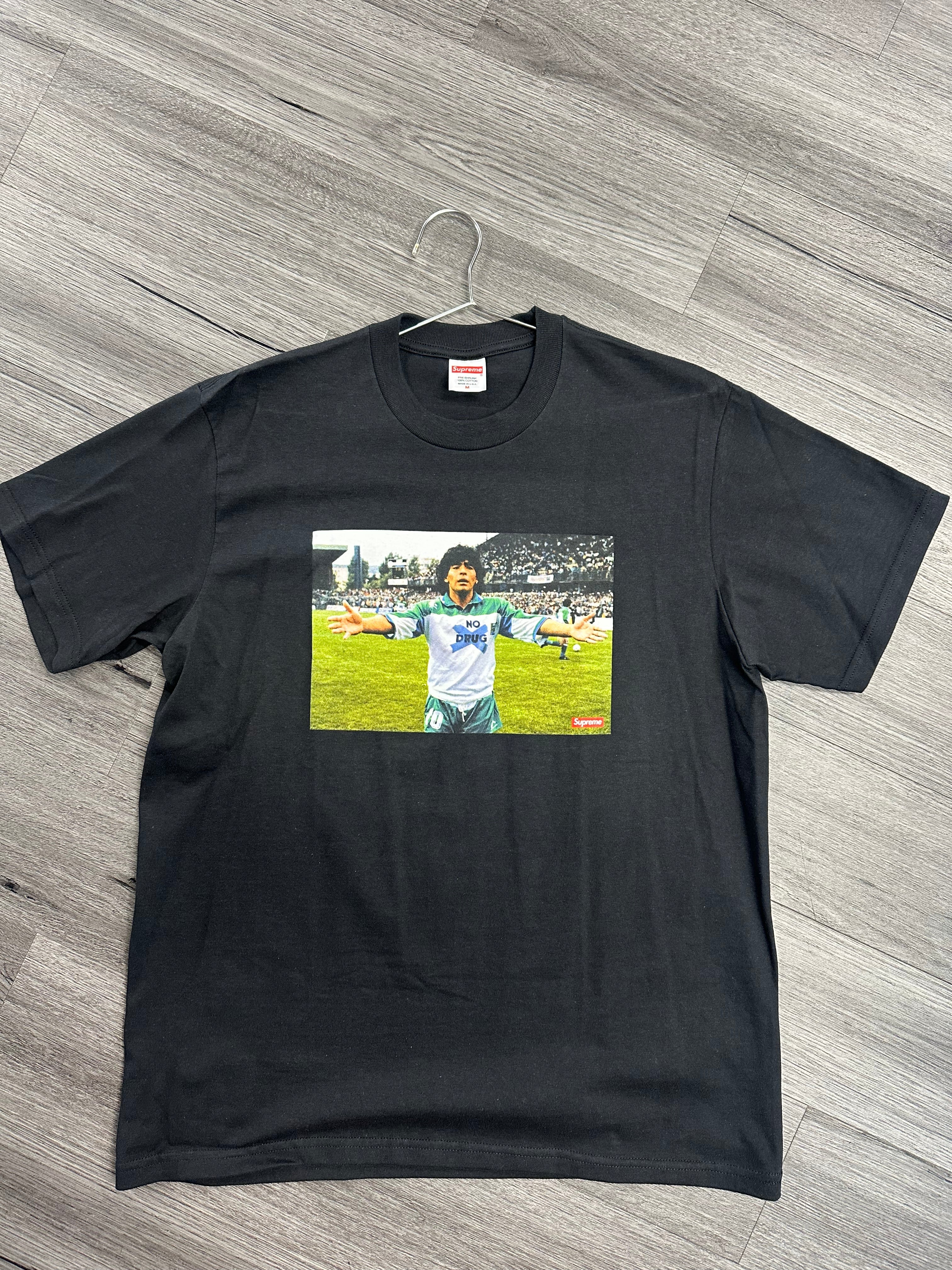 Supreme Tee “Mardona”