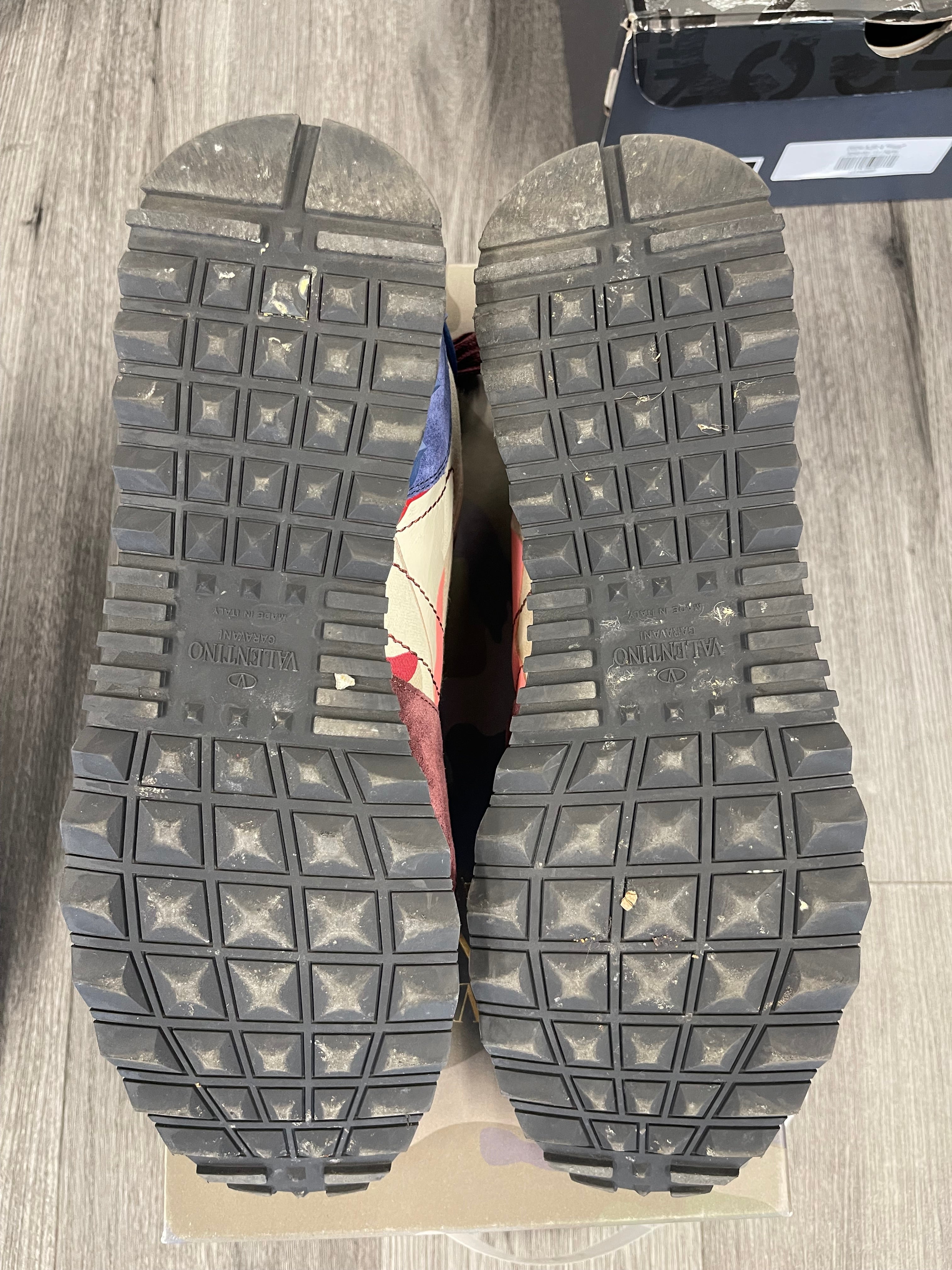 Valentino Rockrunner Rockstud "Prune Camo"