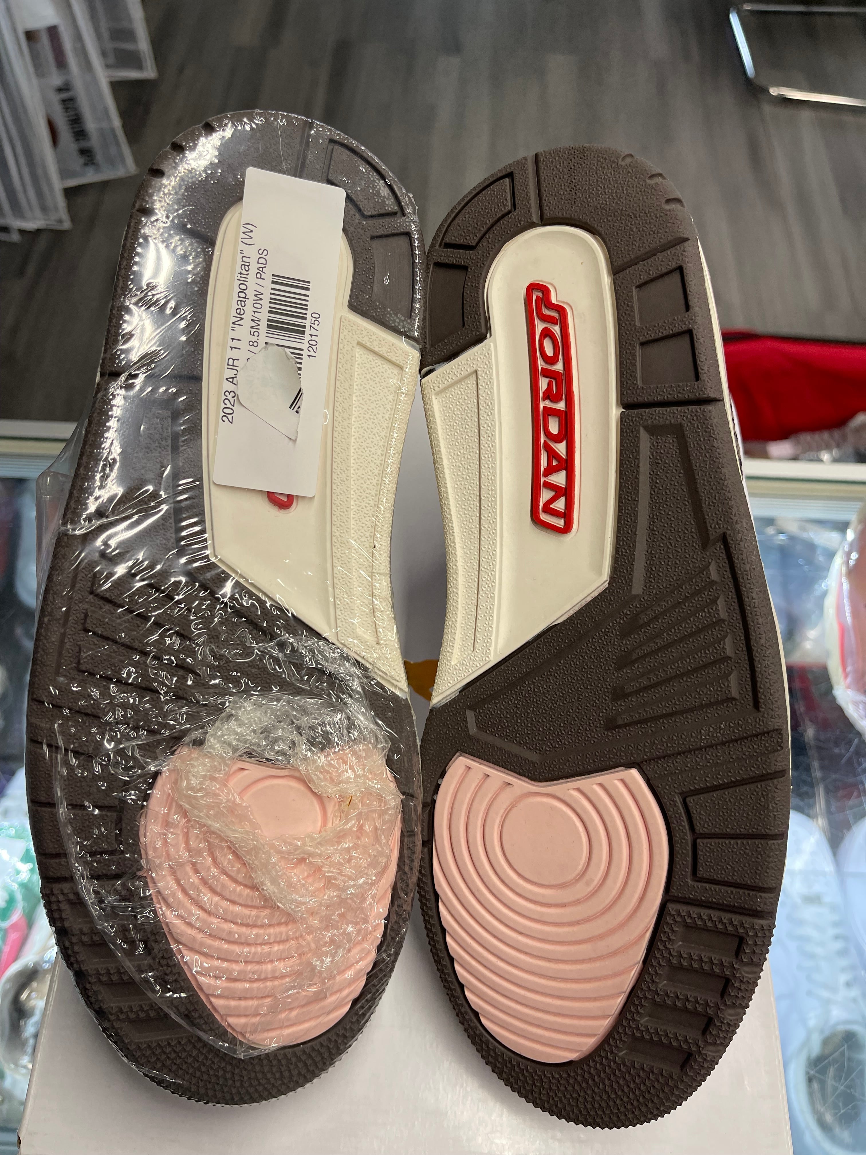 2022 Air Jordan Retro 3 "Neapolitan Dark Mocha" (W)