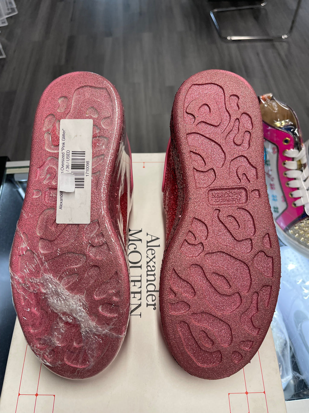 Alexander McQueen Oversized "Pink Glitter"