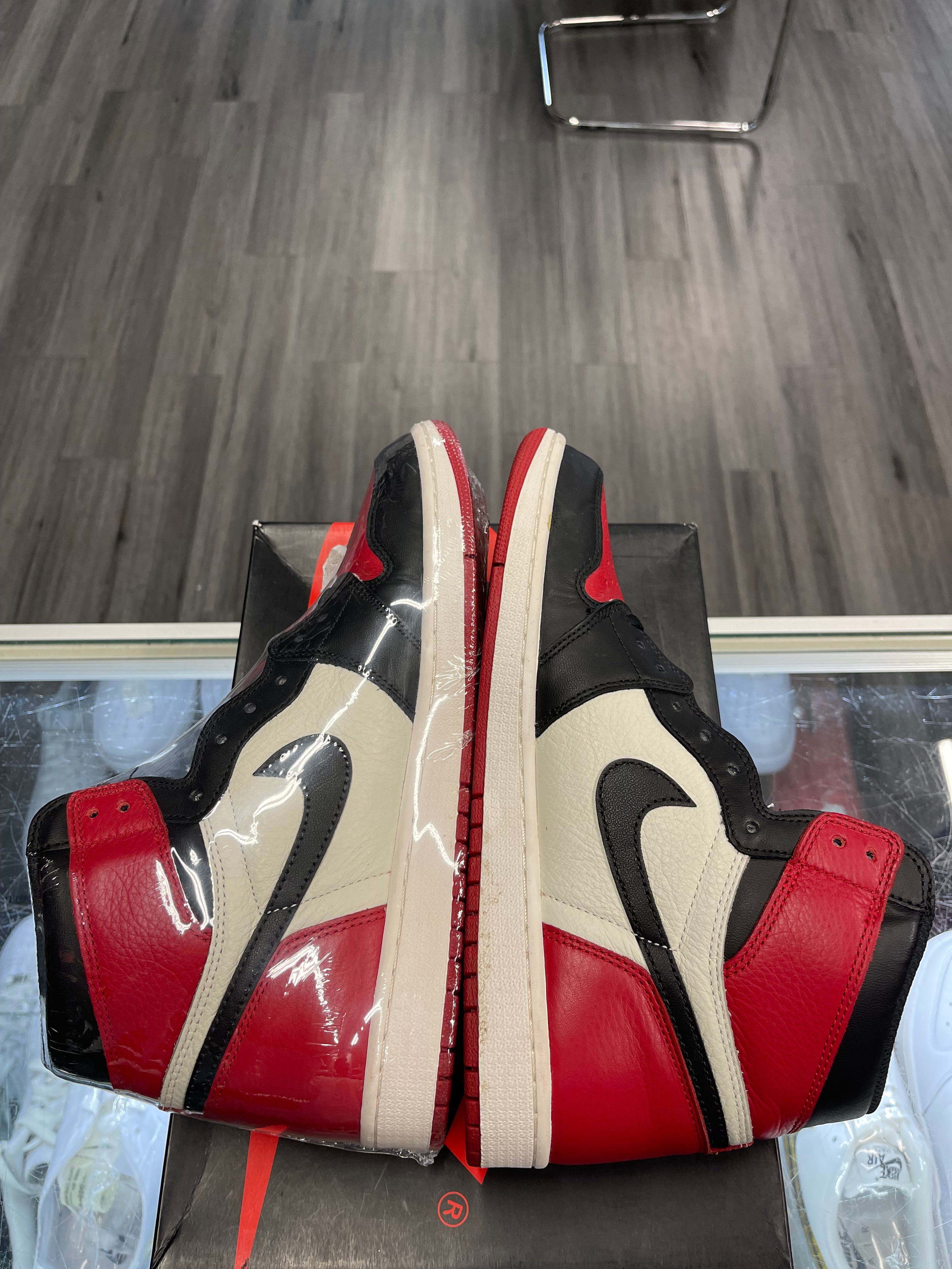 2018 Air Jordan Retro 1 "Bred Toe"