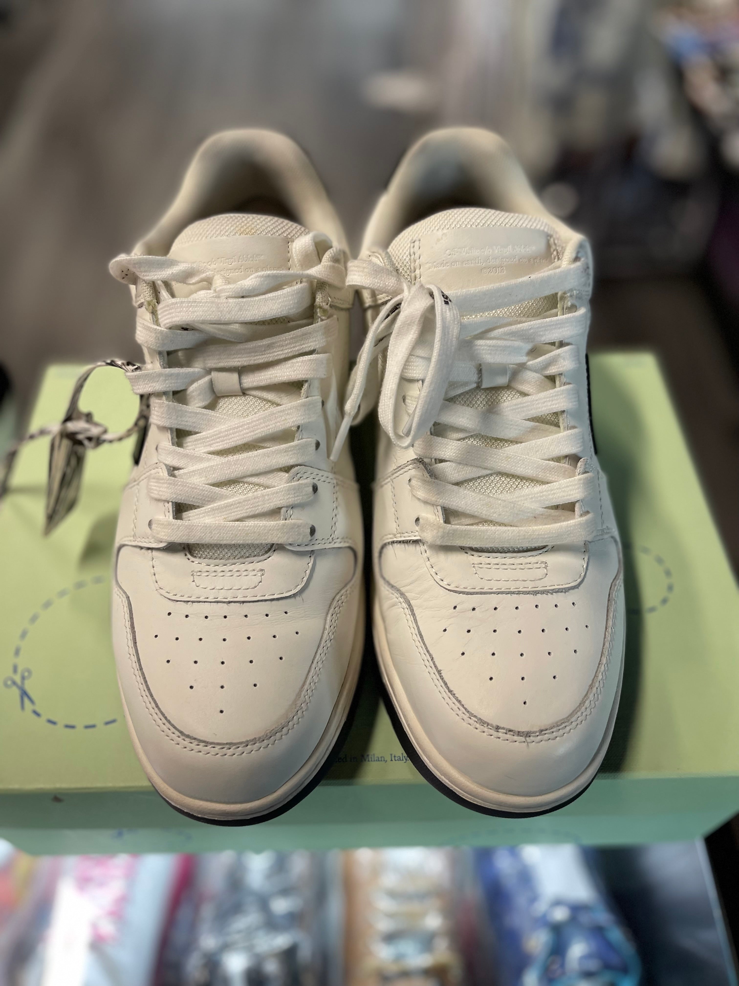 Off White Out Of Office "Black/white"