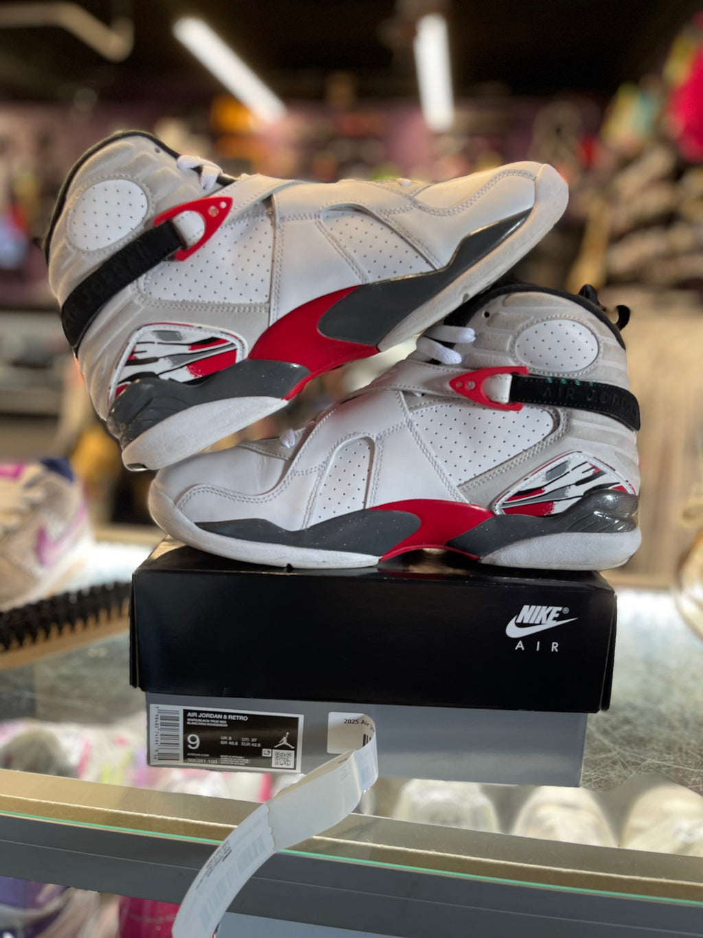 2025 Air Jordan Retro 8 "Bugs Bunny"