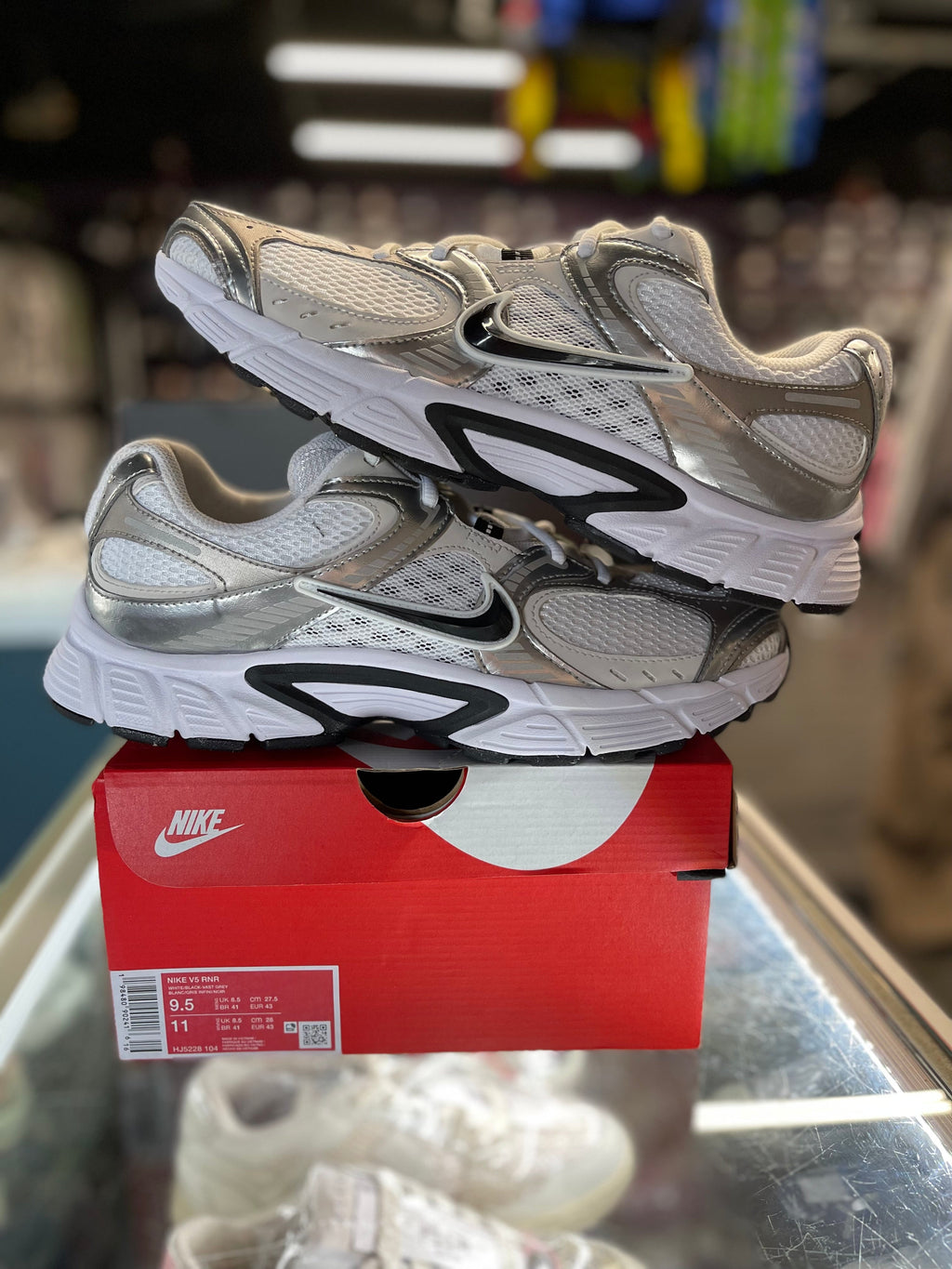 2025 Nike V5 RNR "White Vast Grey College Grey Black"