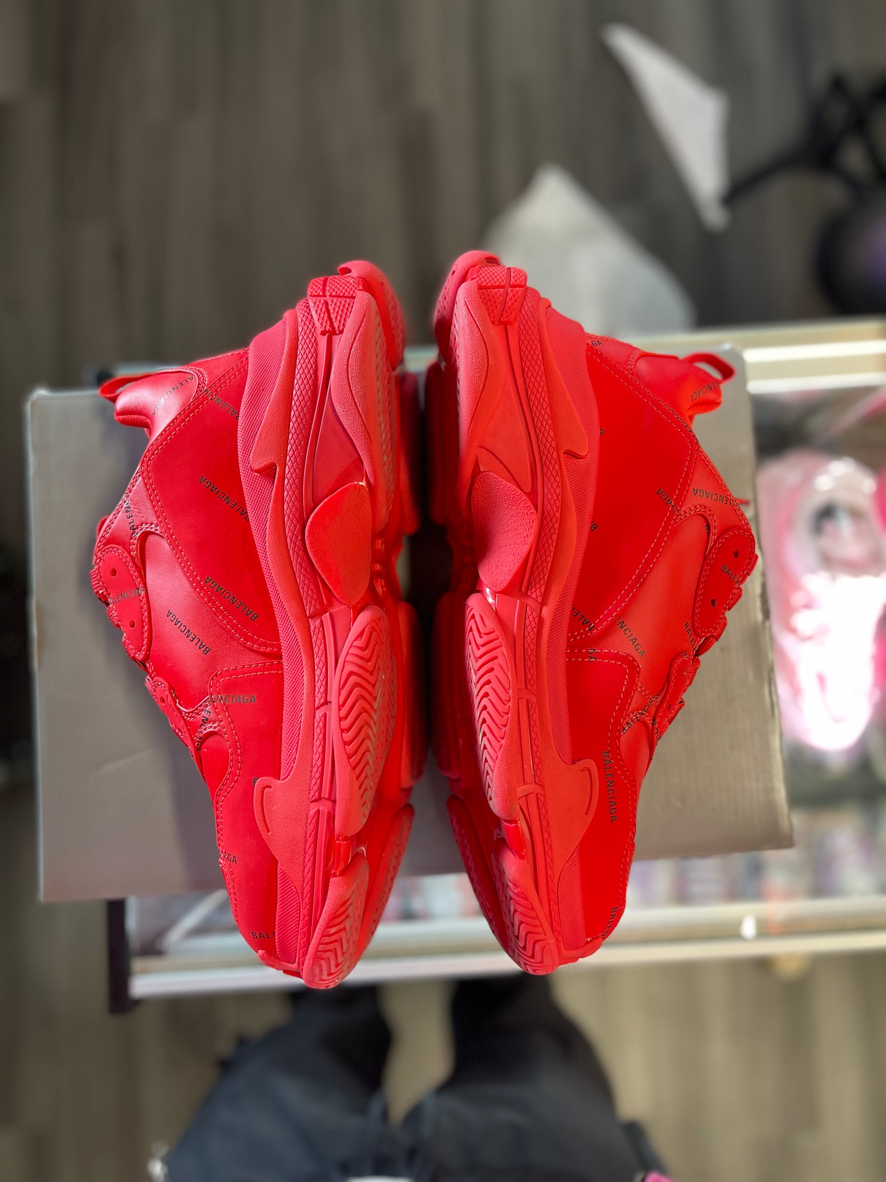 Balenciaga Triple S "All Over Red"