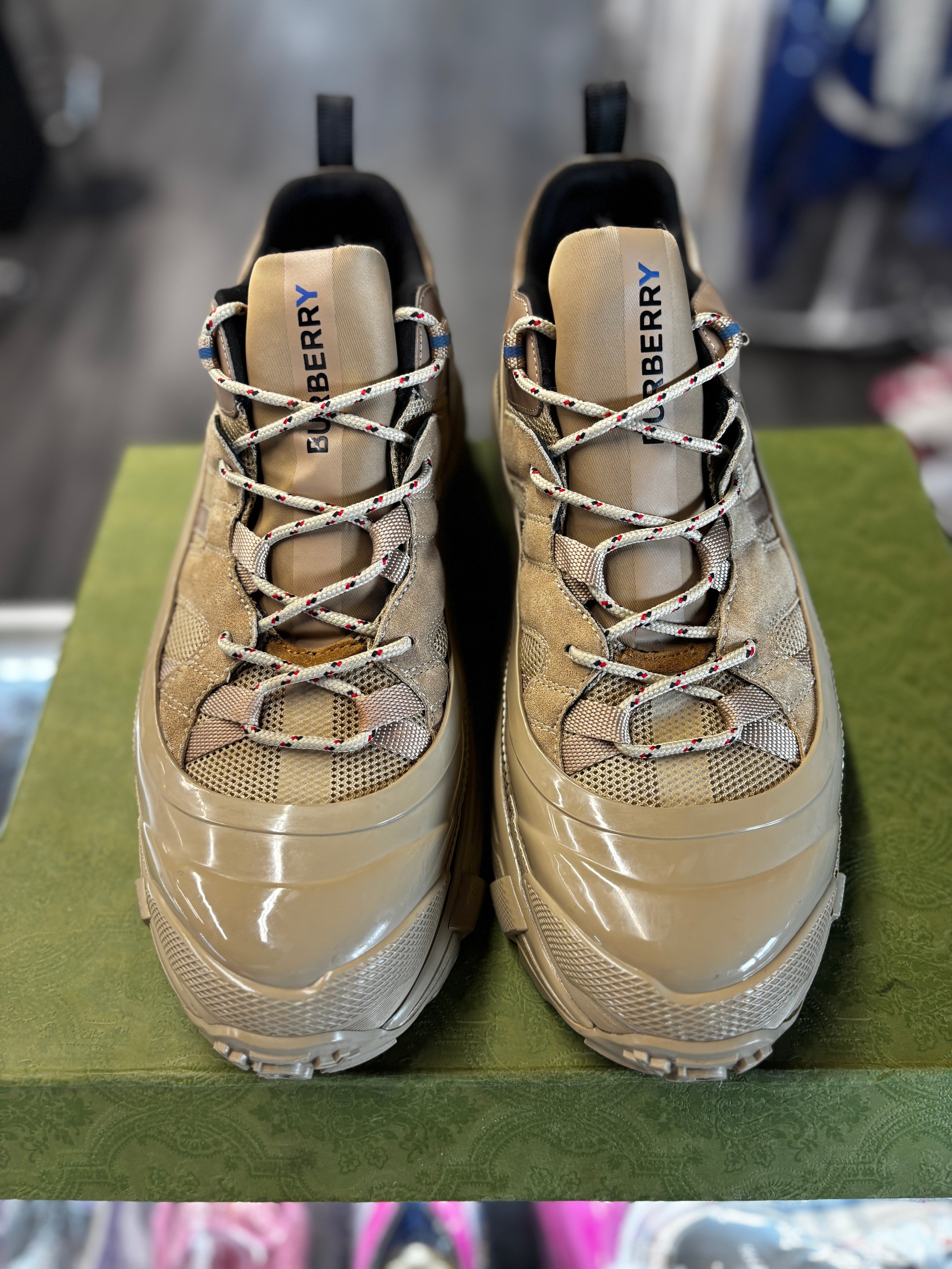 Burberry Arthur Sneaker "Biege"