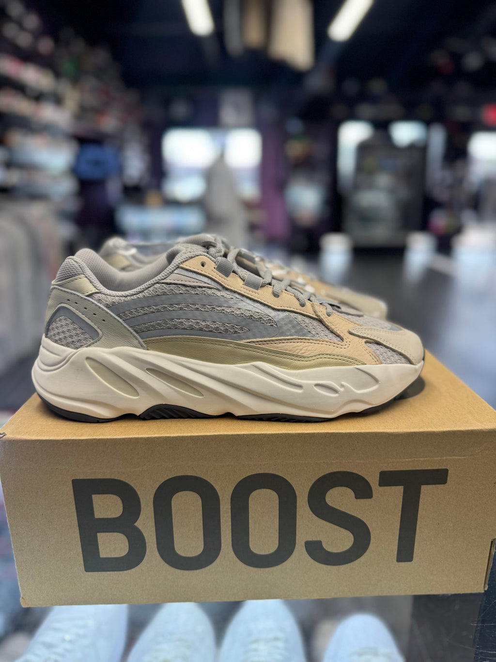 2021 Adidas Yeezy Boost 700 V2 "Cream"