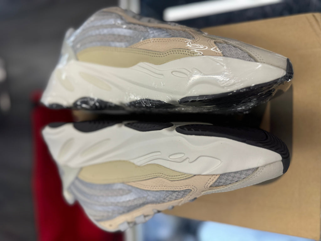 2021 Adidas Yeezy Boost 700 V2 "Cream"