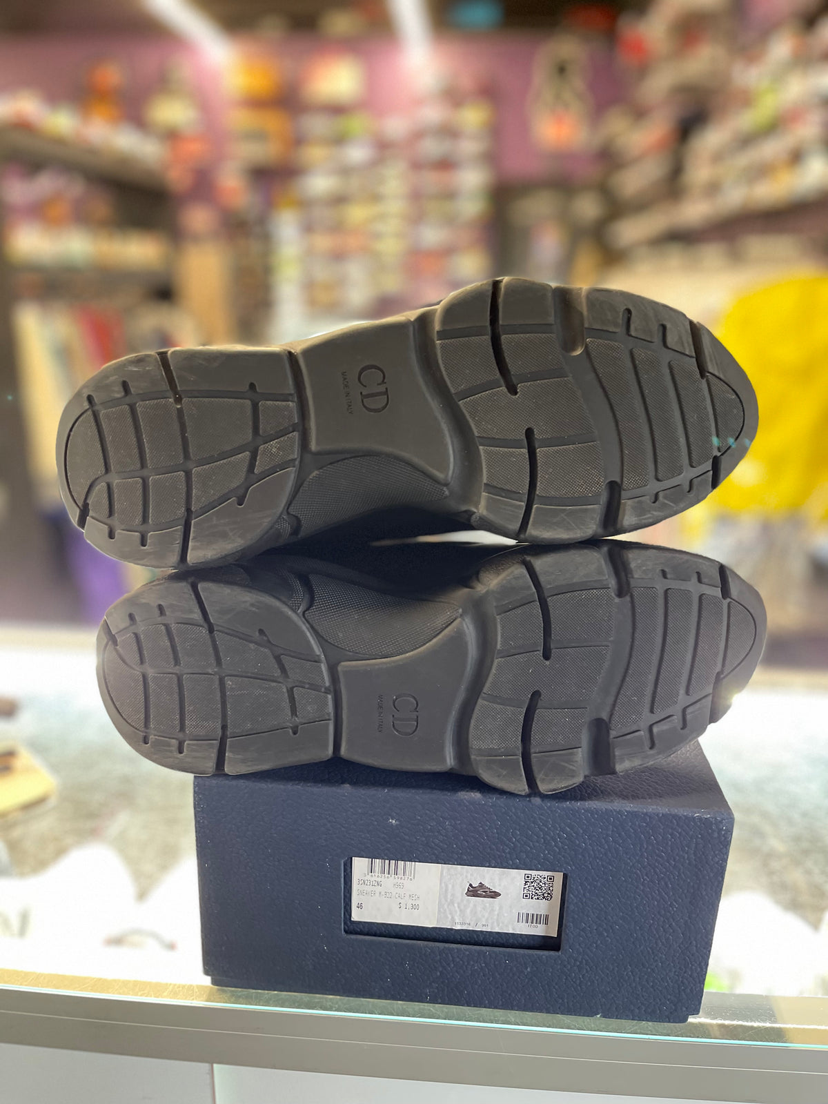 Christian Dior B22 "Black"