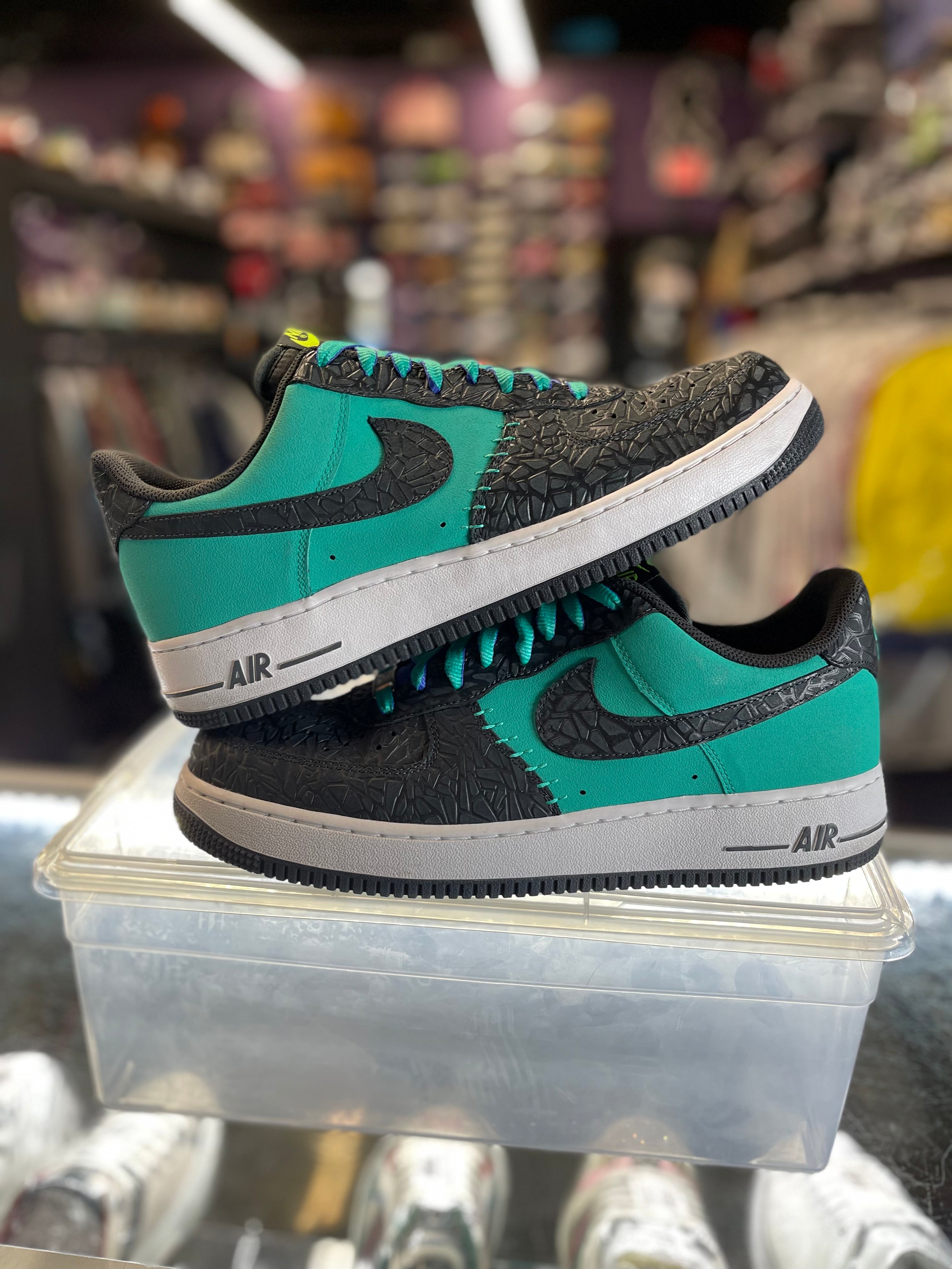 2013 Nike Air Force 1 Low "Godzilla"
