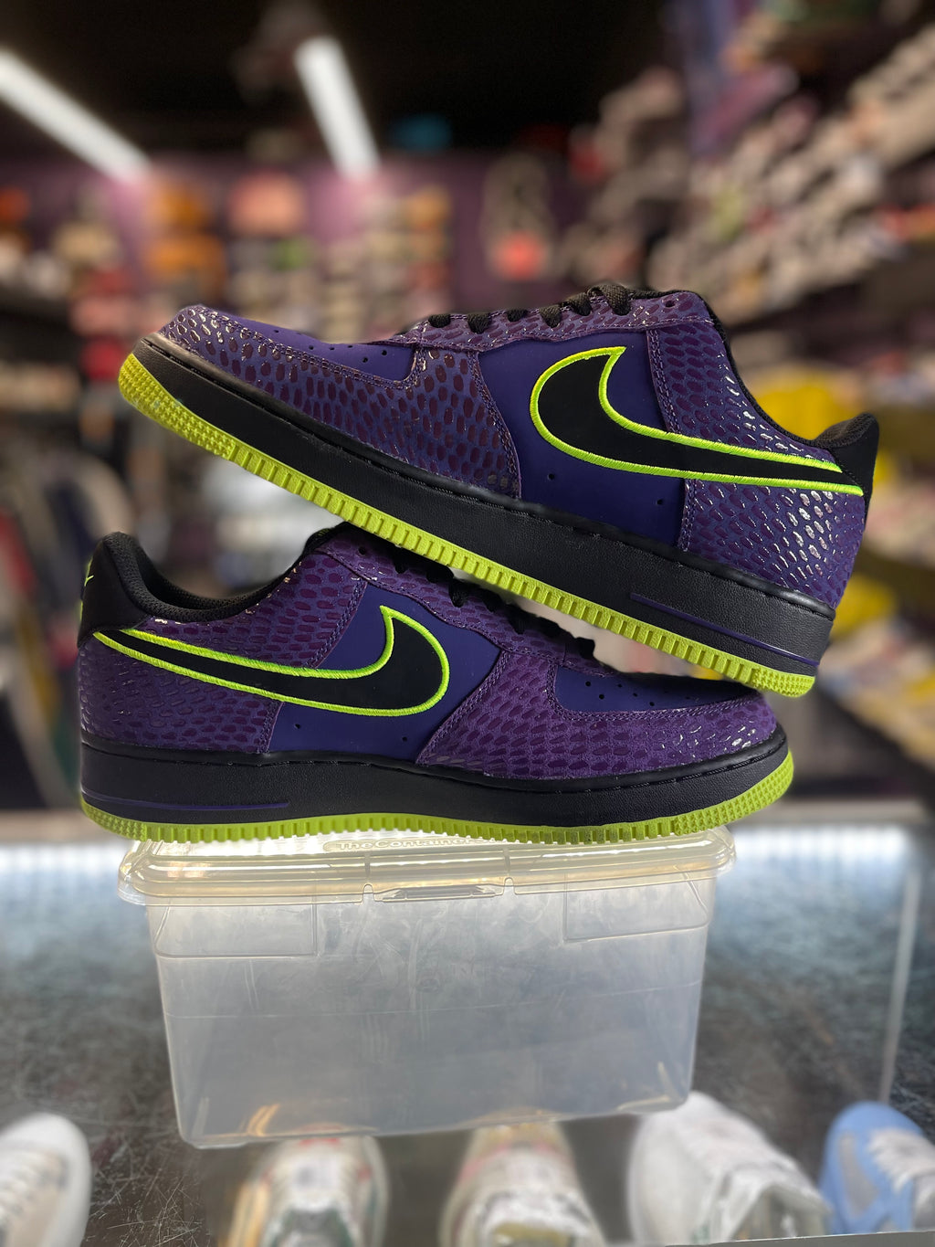 2013 Nike Air Force 1 Low "Court Purple Black Volt"