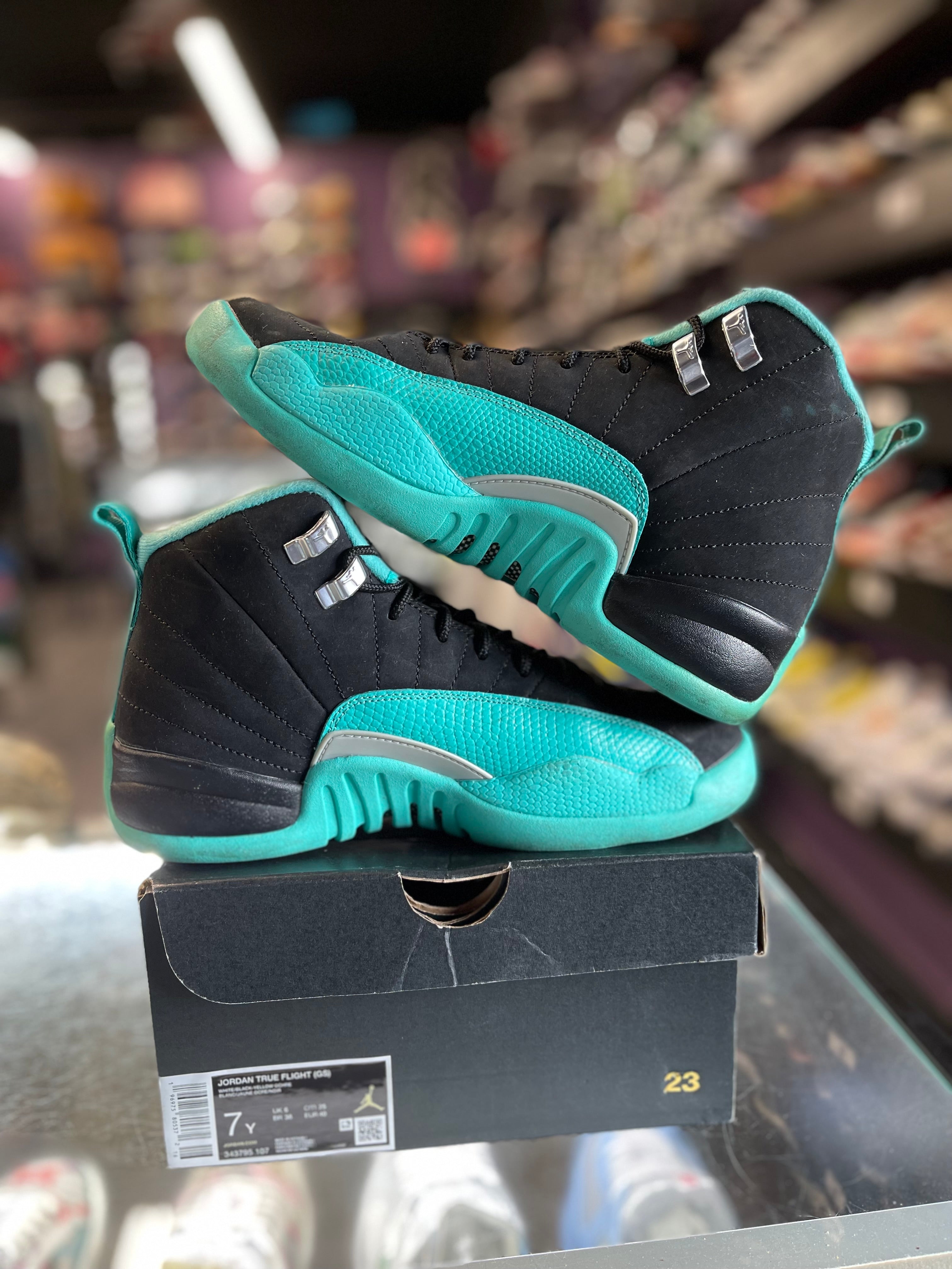 2016 Air Jordan Retro 12 "Hyper Jade"