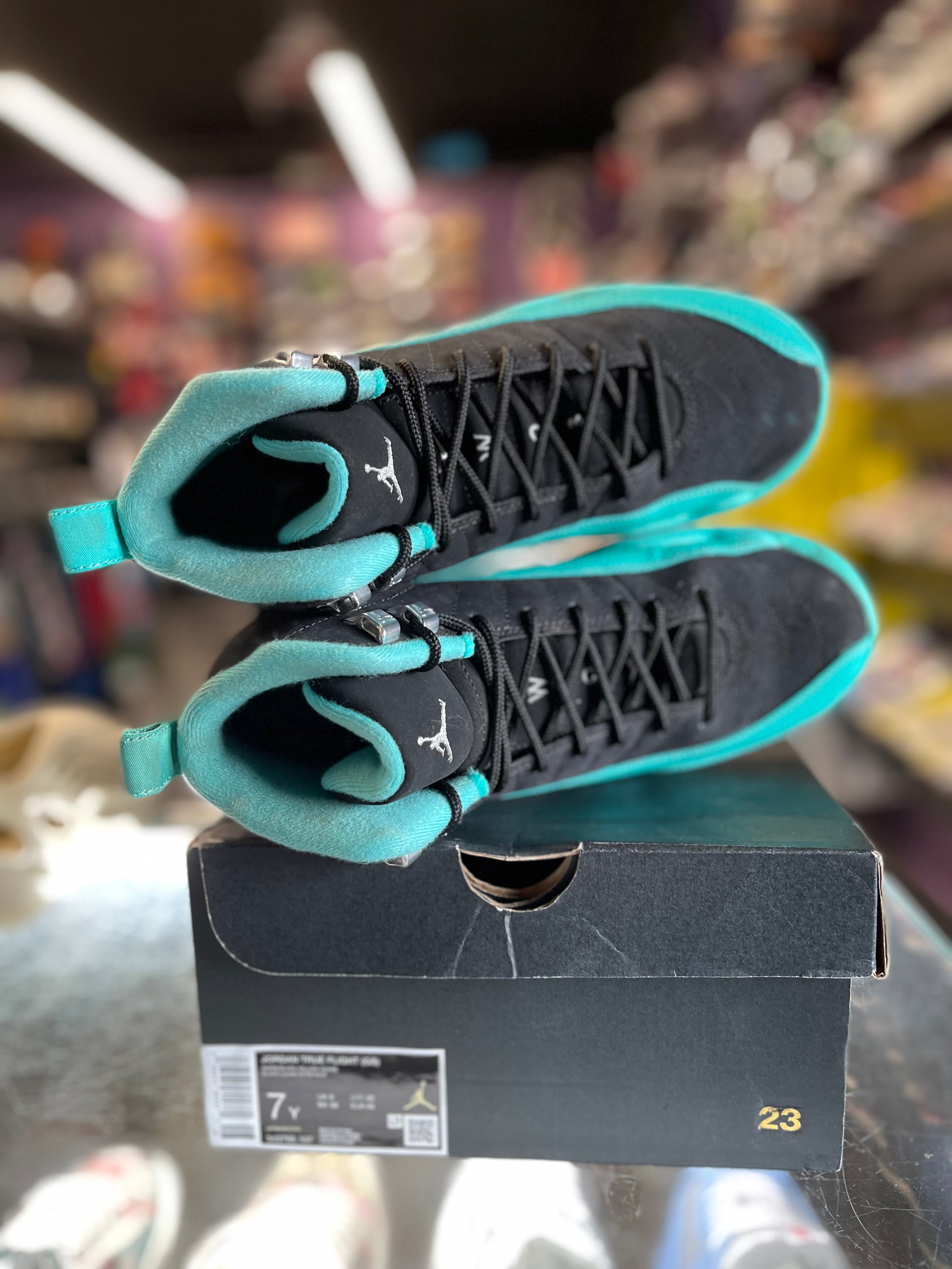 2016 Air Jordan Retro 12 "Hyper Jade"