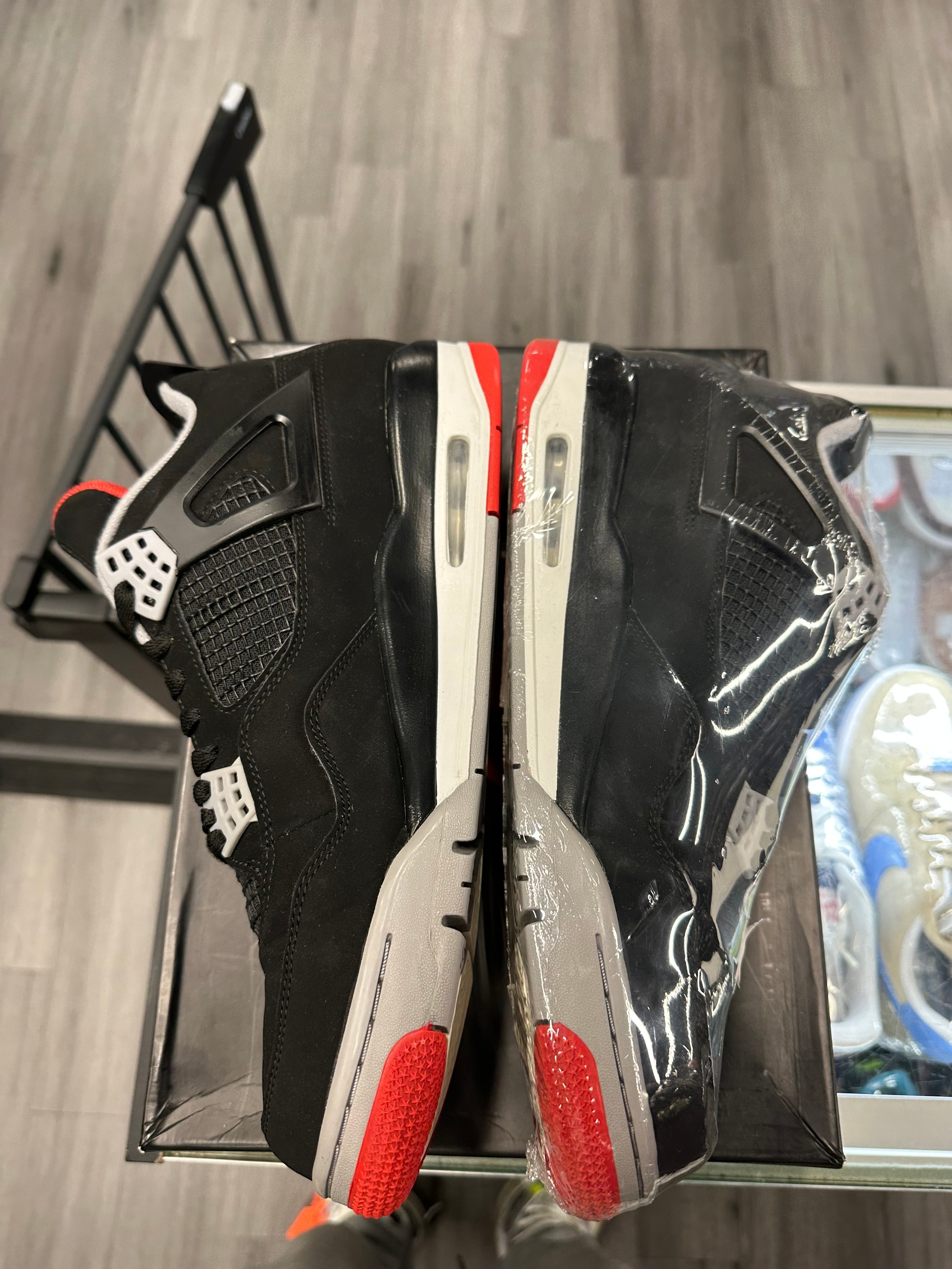 2019 Air Jordan Retro 4 "Bred"