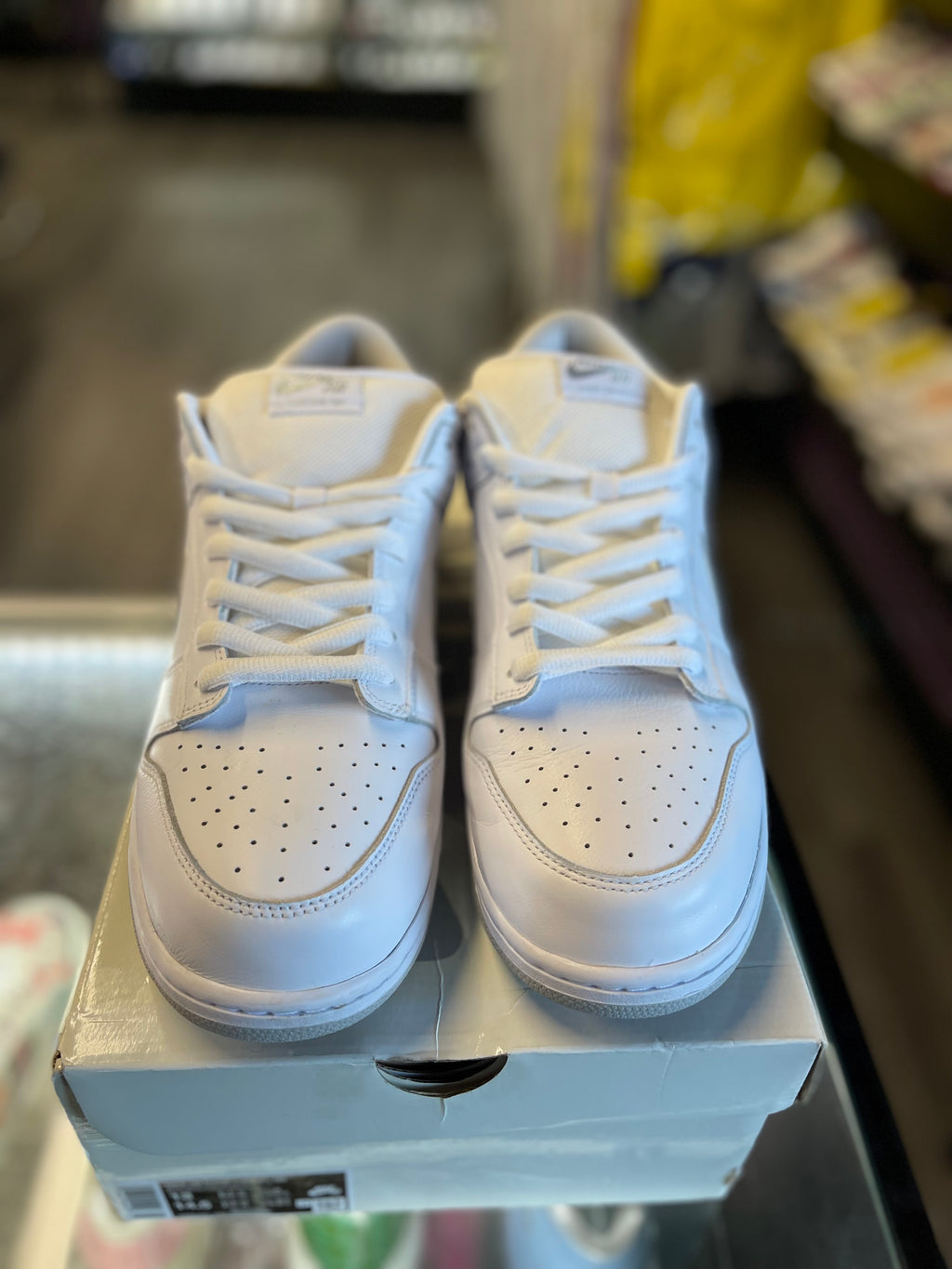 2025 Nike SB Dunk Low "Supreme 94 White Metallic Silver"