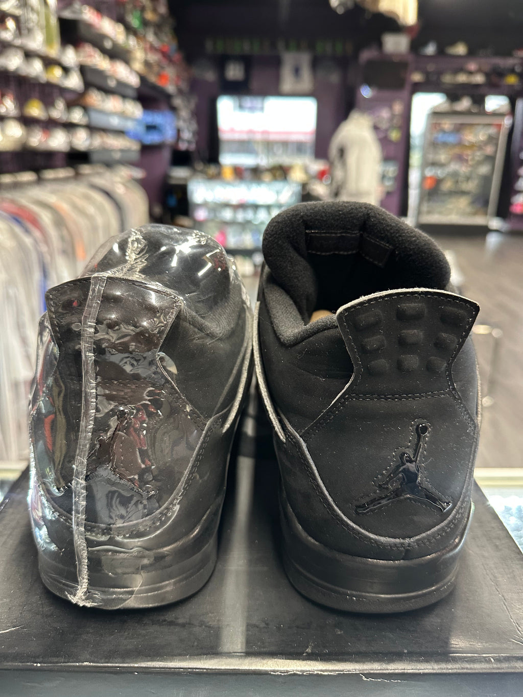 2020 Air Jordan Retro 4 "Black cat"
