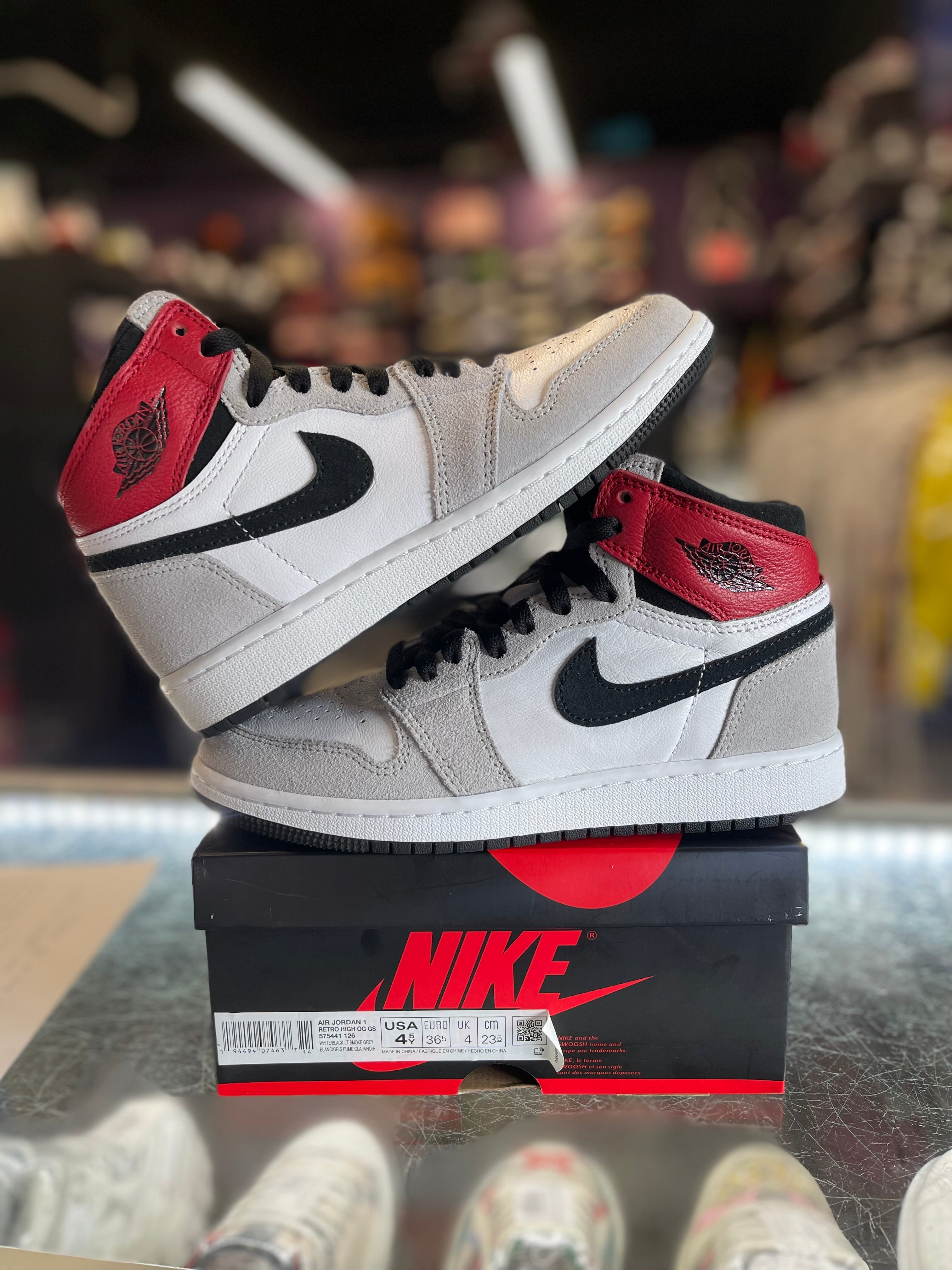 2020 Air Jordan 1 Retro High "Light Smoke Grey" (GS)
