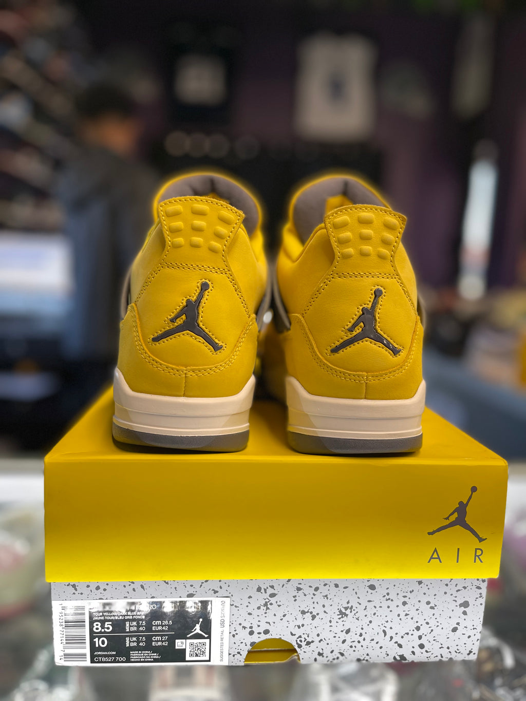2021 Air Jordan Retro 4 "Lightning"