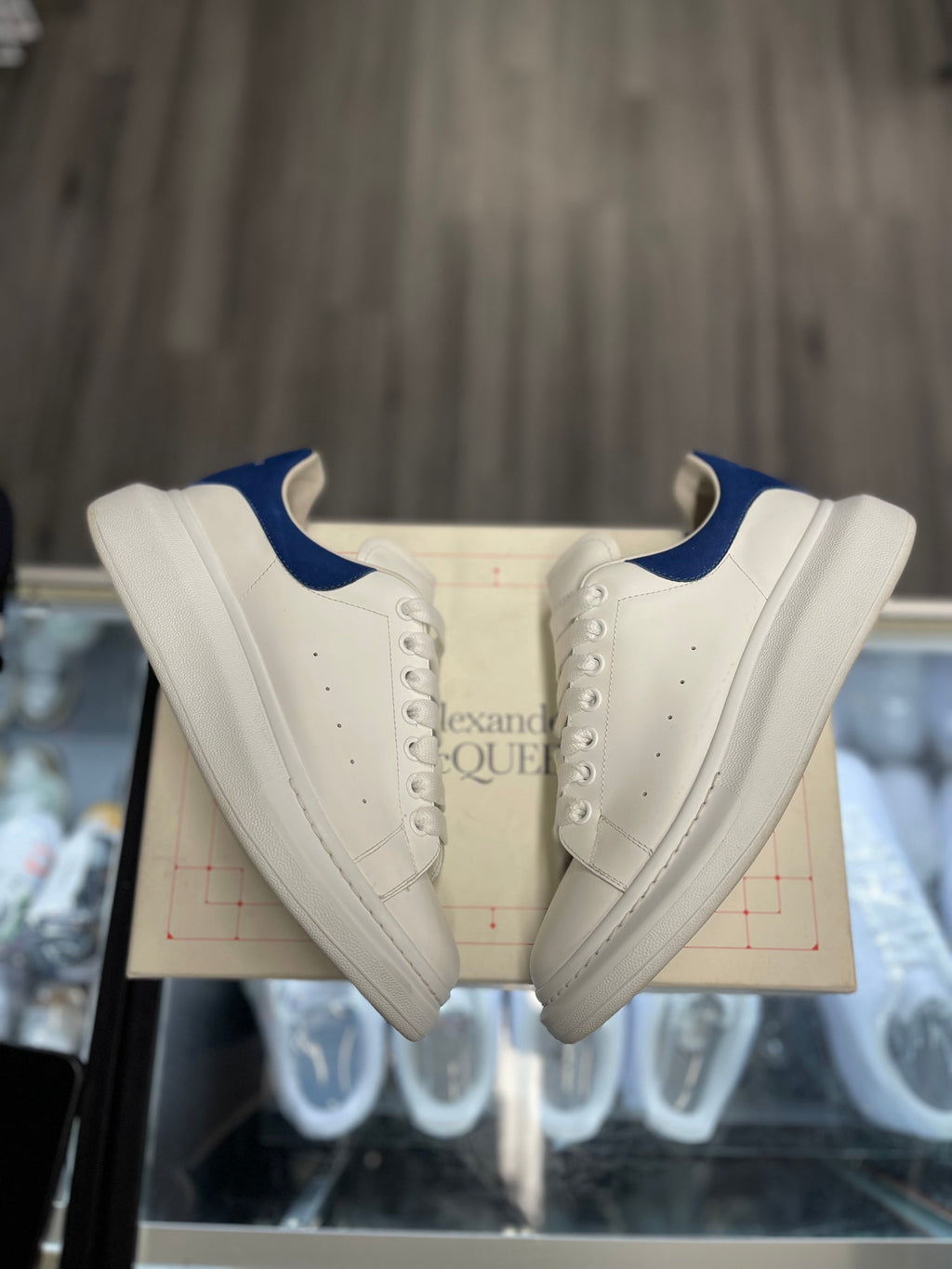 Alexander McQueen Oversized Sneaker "White/Navy"