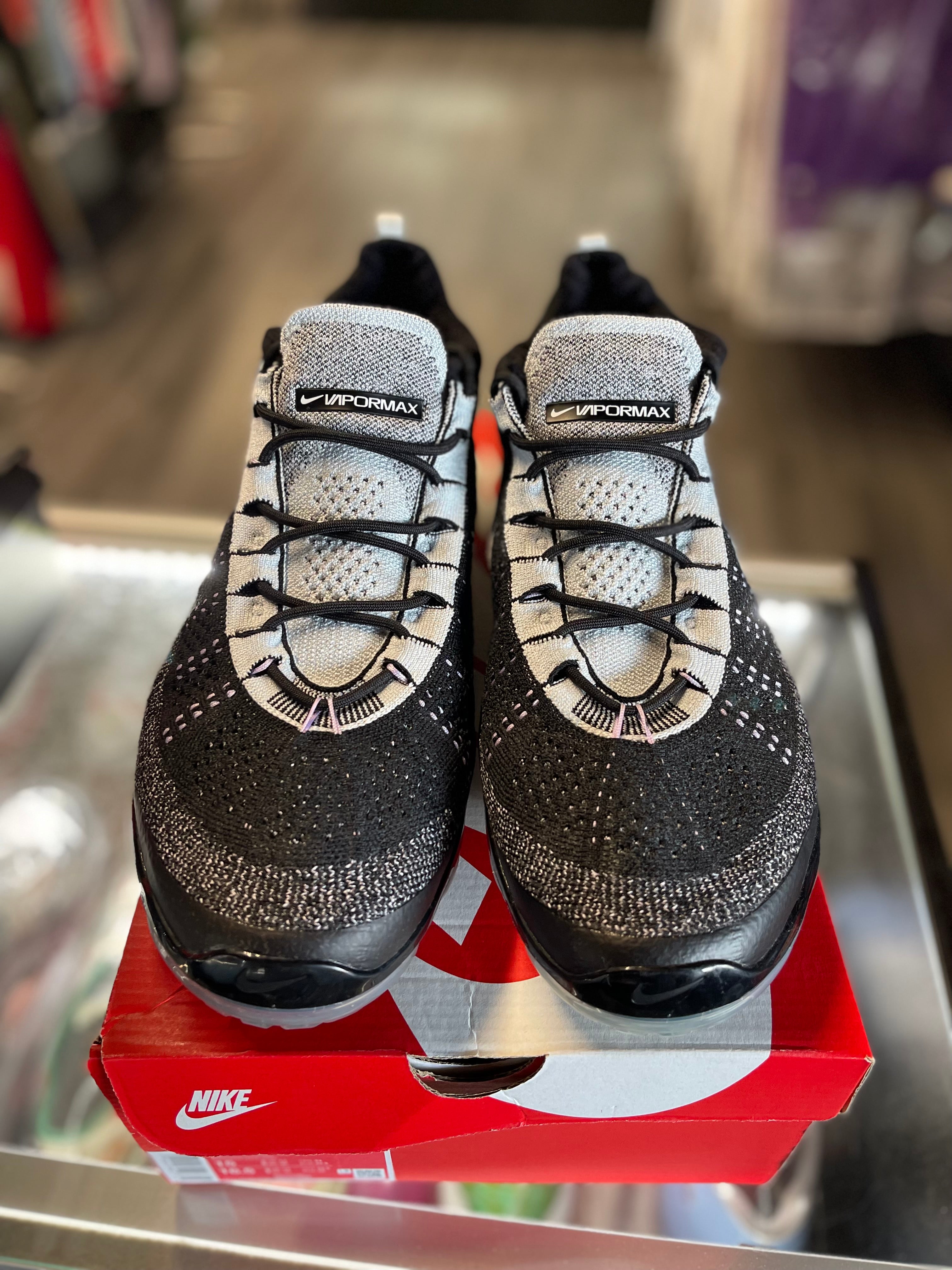 2023 Nike Air Vapormax Flyknit "Black Blue Tint"