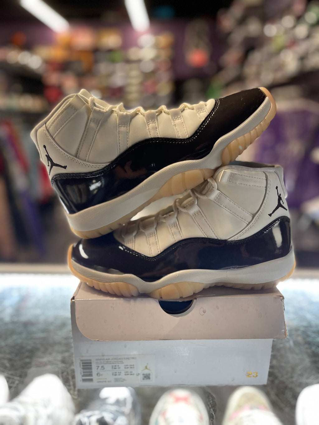2023 Air Jordan Retro 11 "Neapolitan" (W)