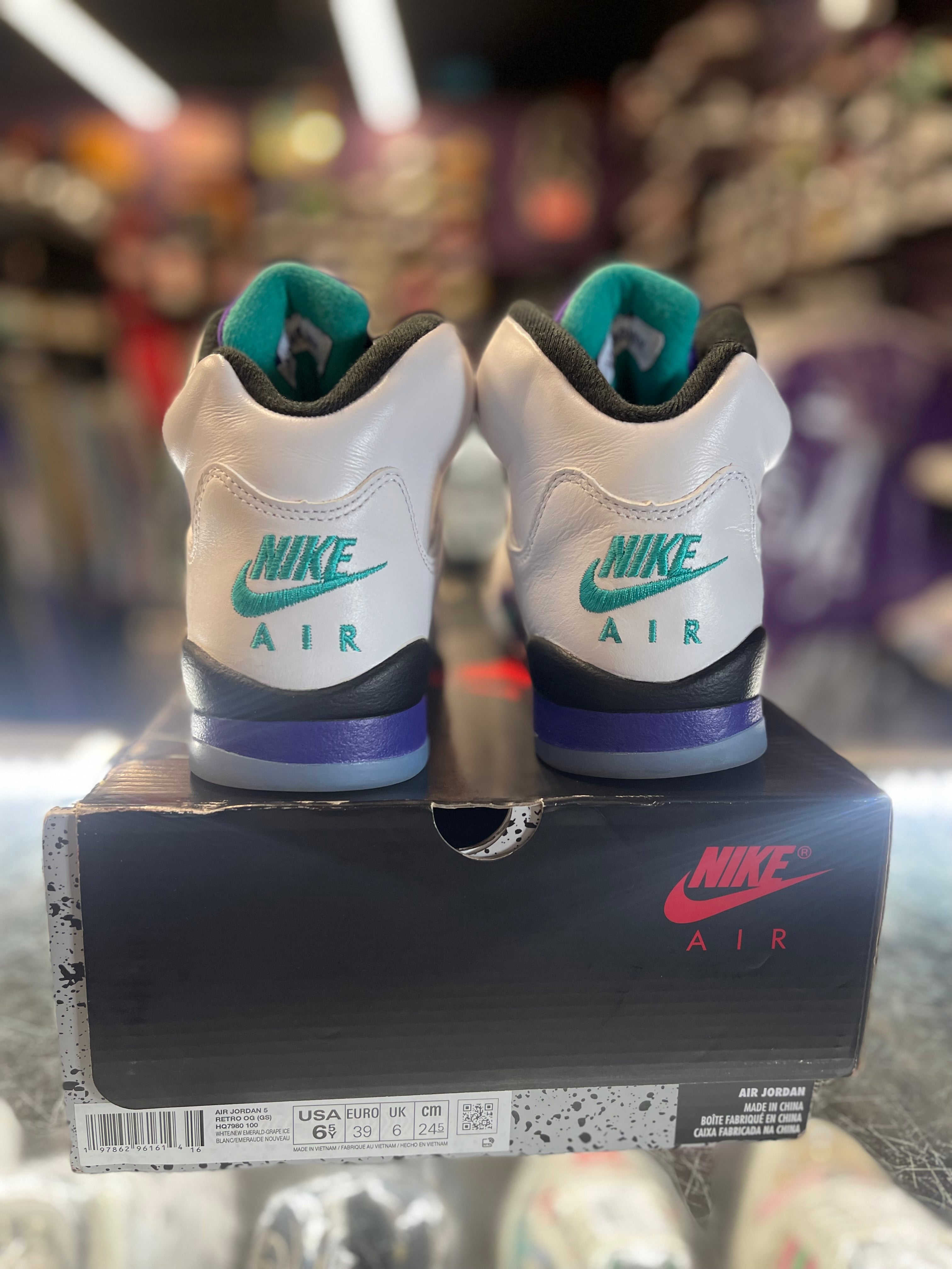 2025 Air Jordan Retro 5 "Grape" (GS)