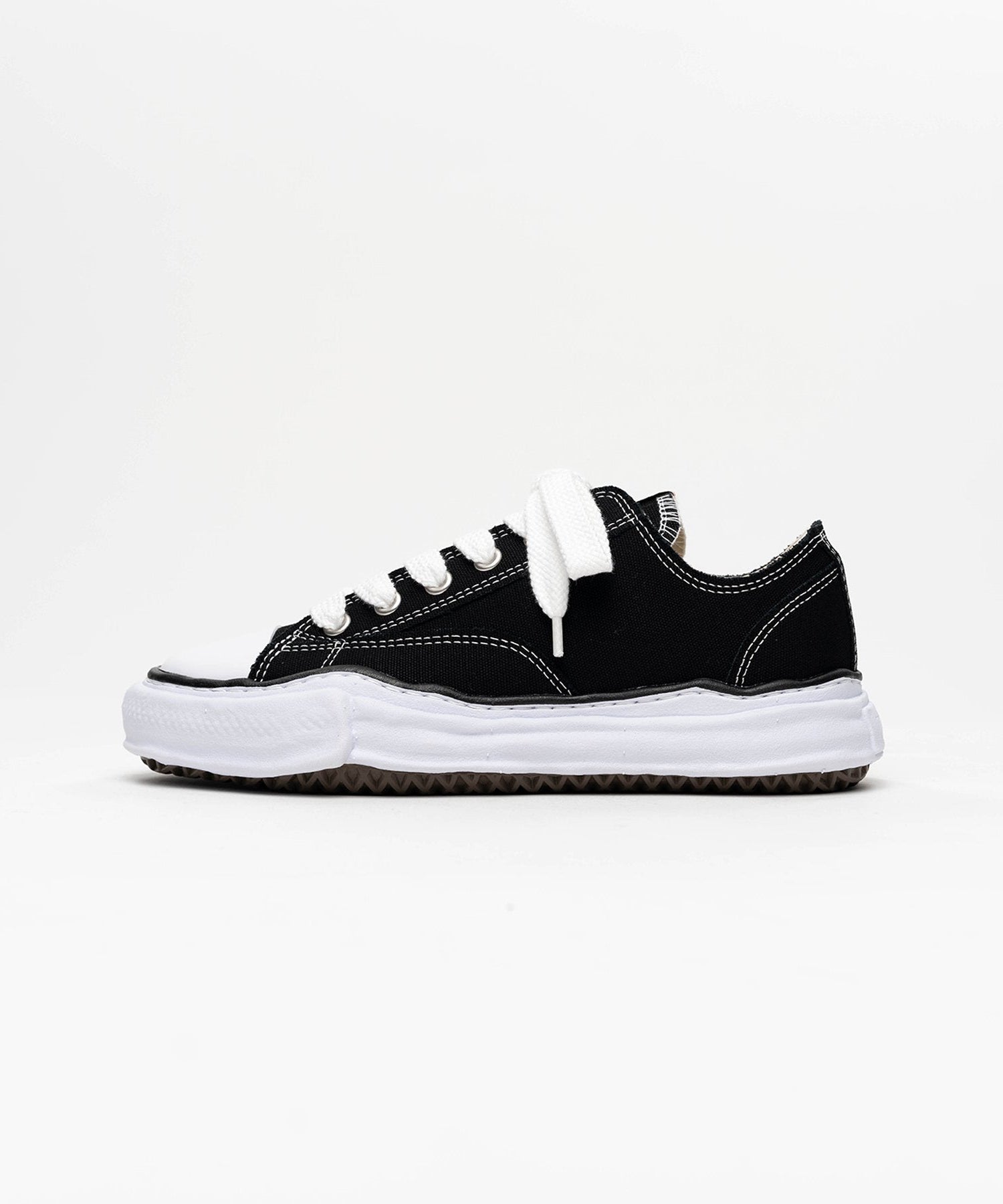 Maison Mihara Yasuhiro OG Sole Canvas Low "Black"