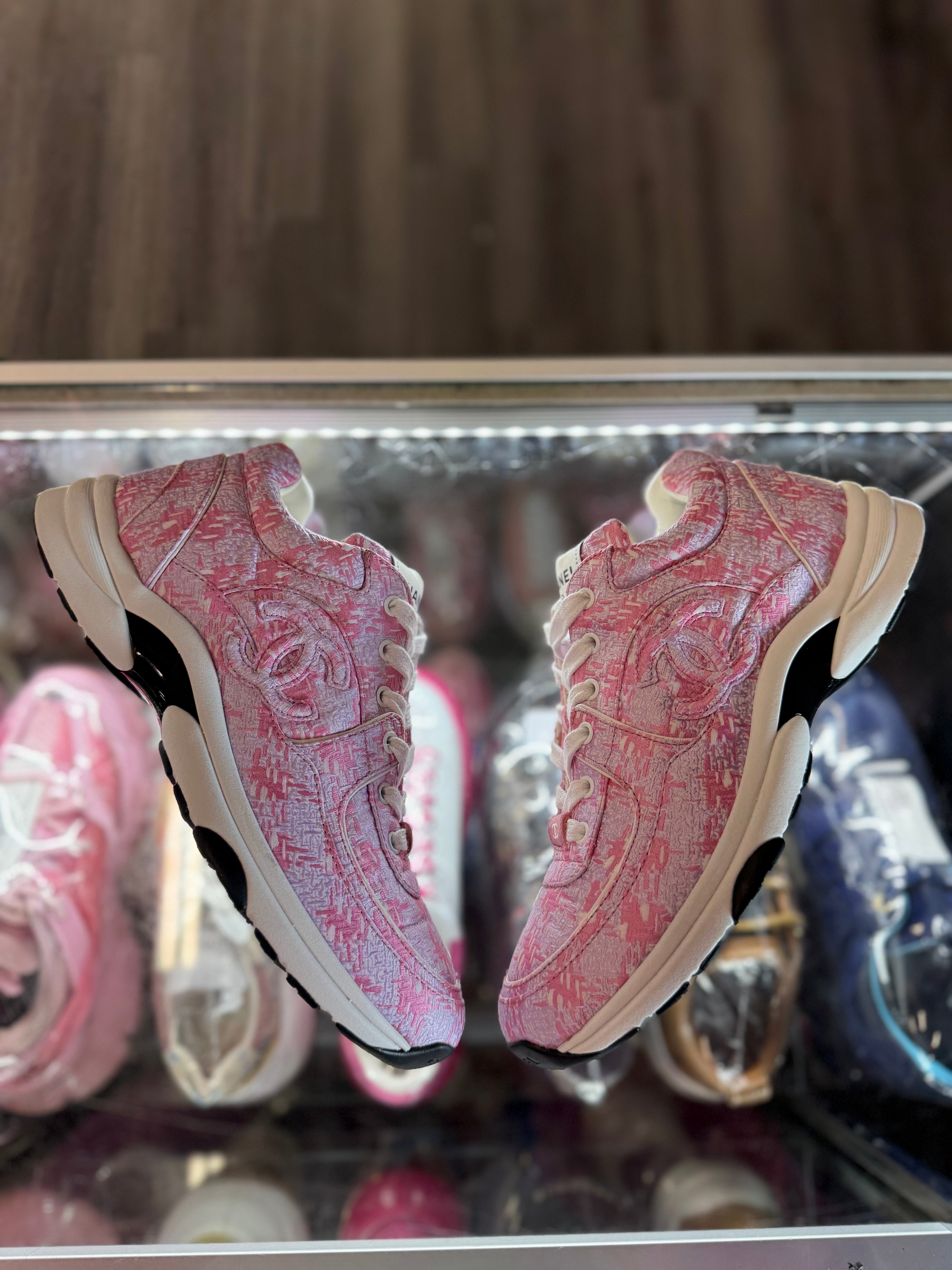 Chanel CC Trainer Low "Pink"