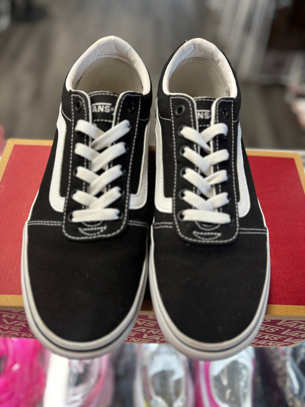 Vans Knu Skool "Black White"