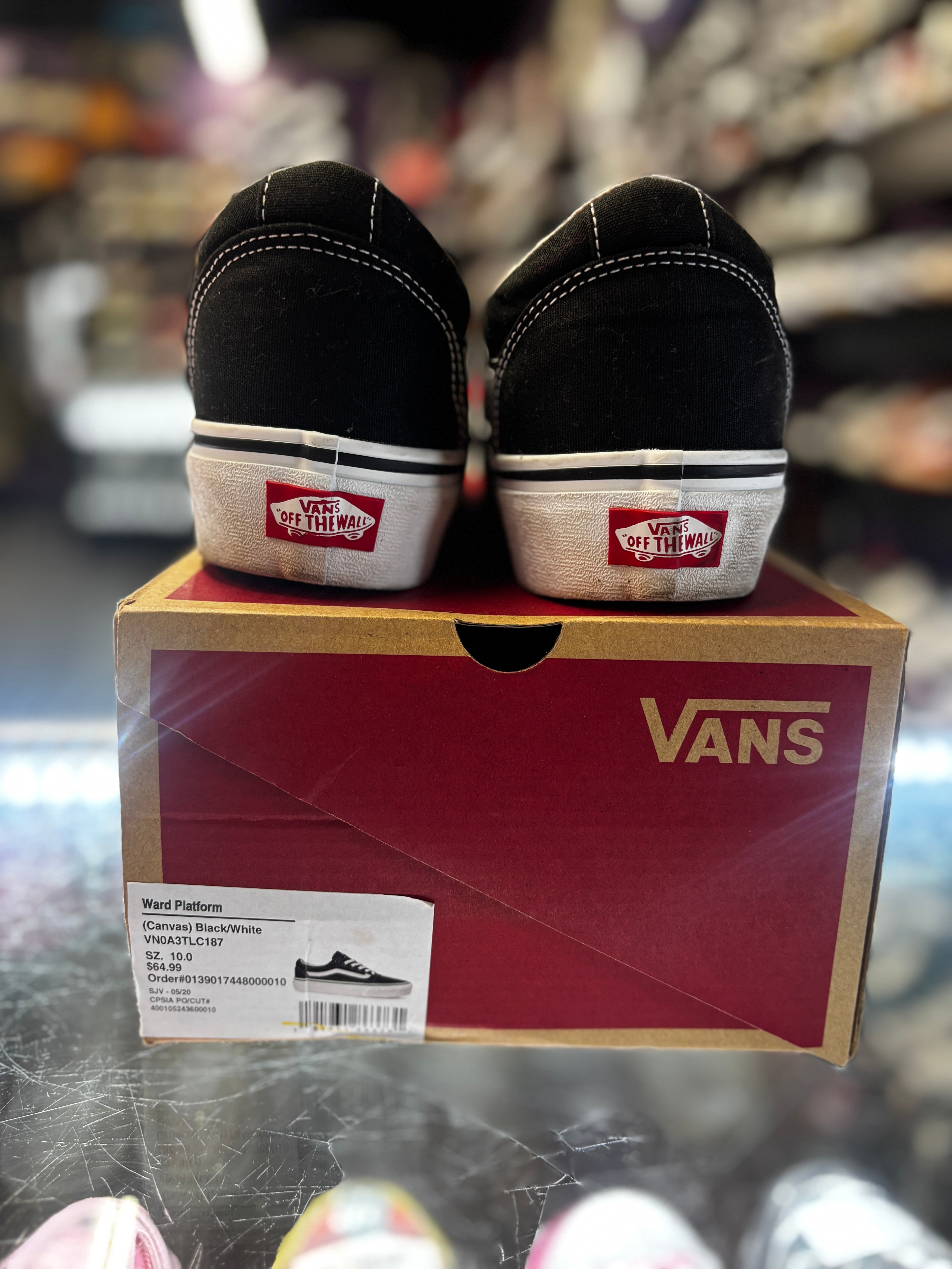 Vans Knu Skool "Black White"