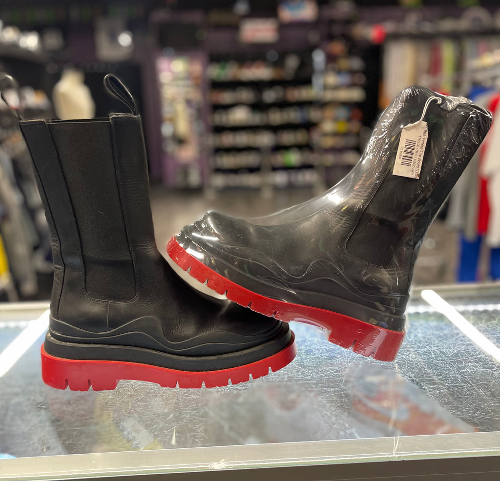 Bottega Veneta Tire Boots "Black Red"