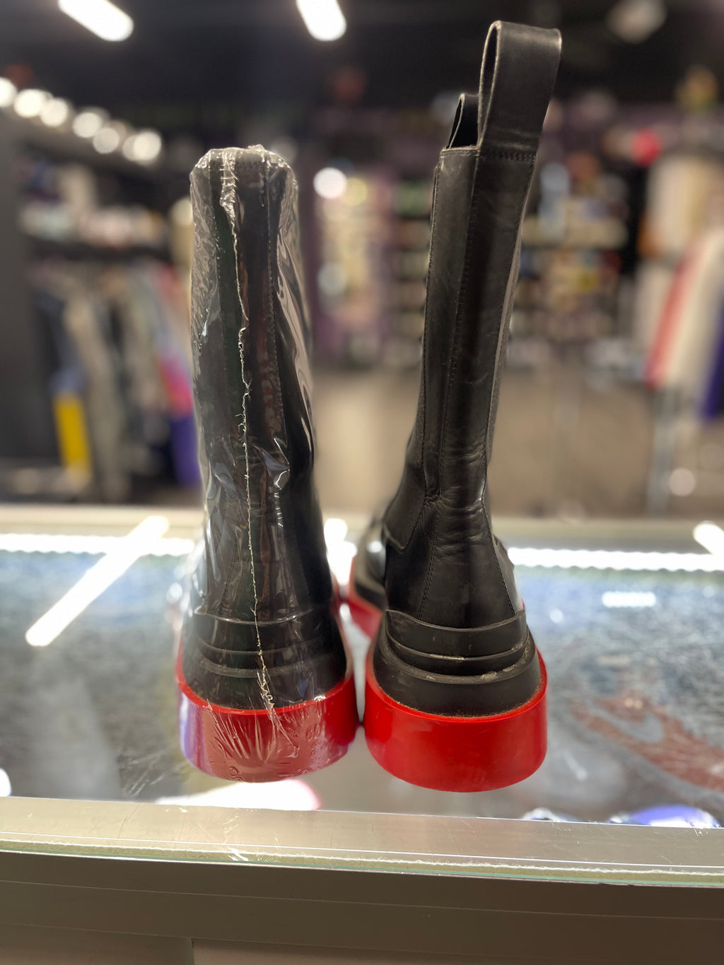 Bottega Veneta Tire Boots "Black Red"