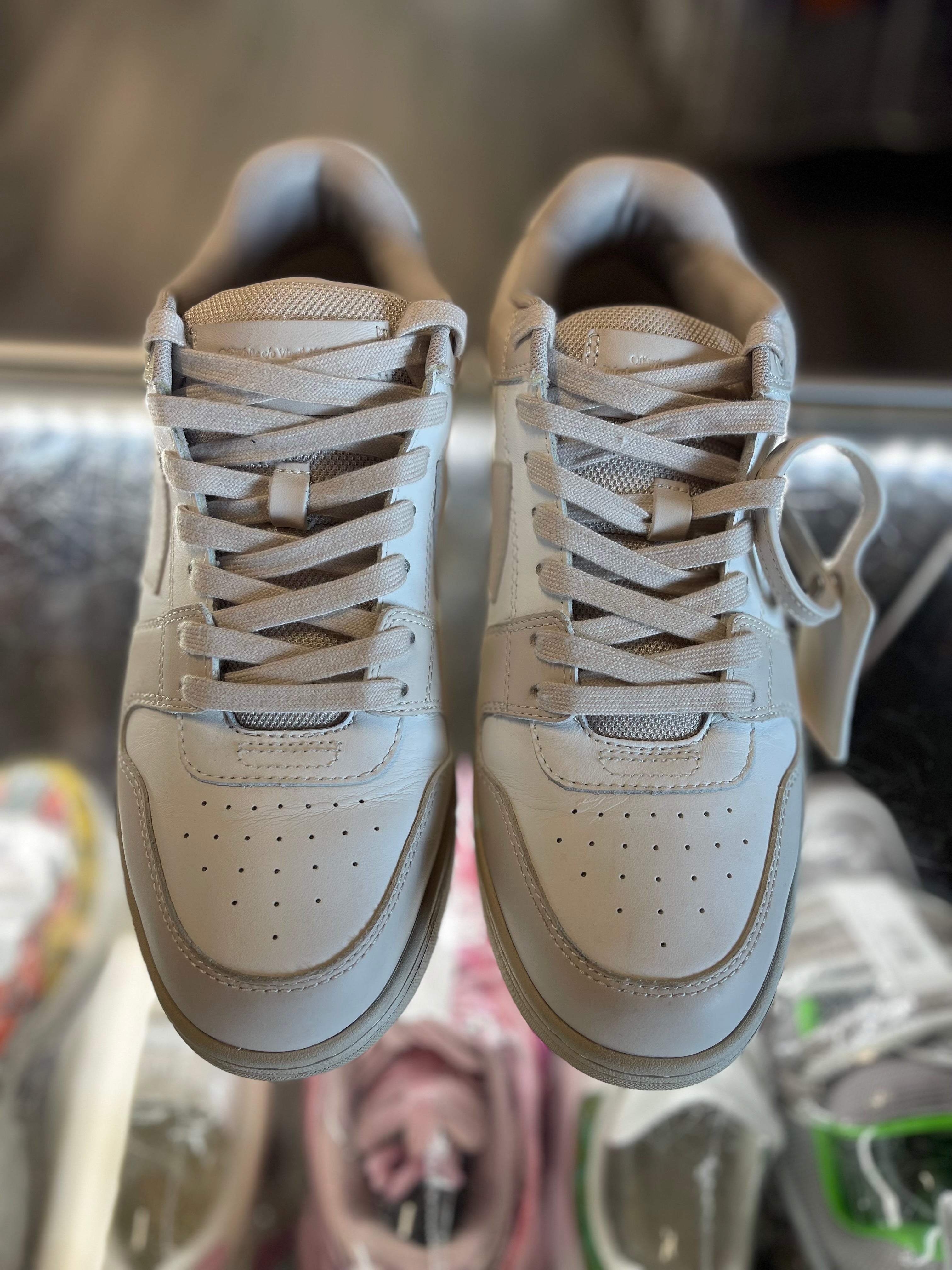 Off White Out the office "White/Beige/Clay Red"