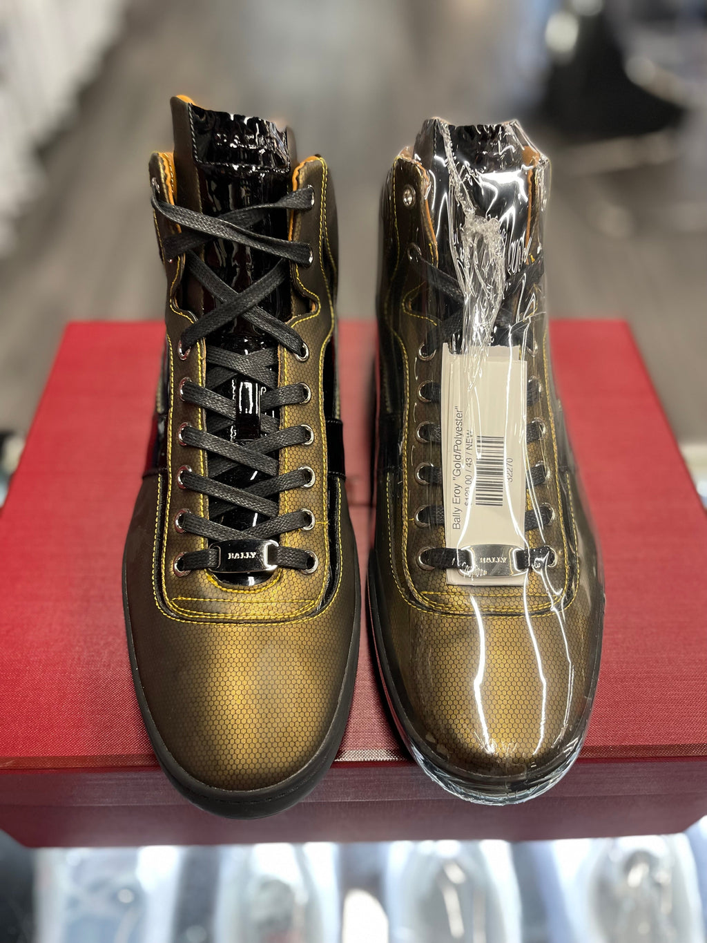 Bally Eroy "Gold/Polyester"