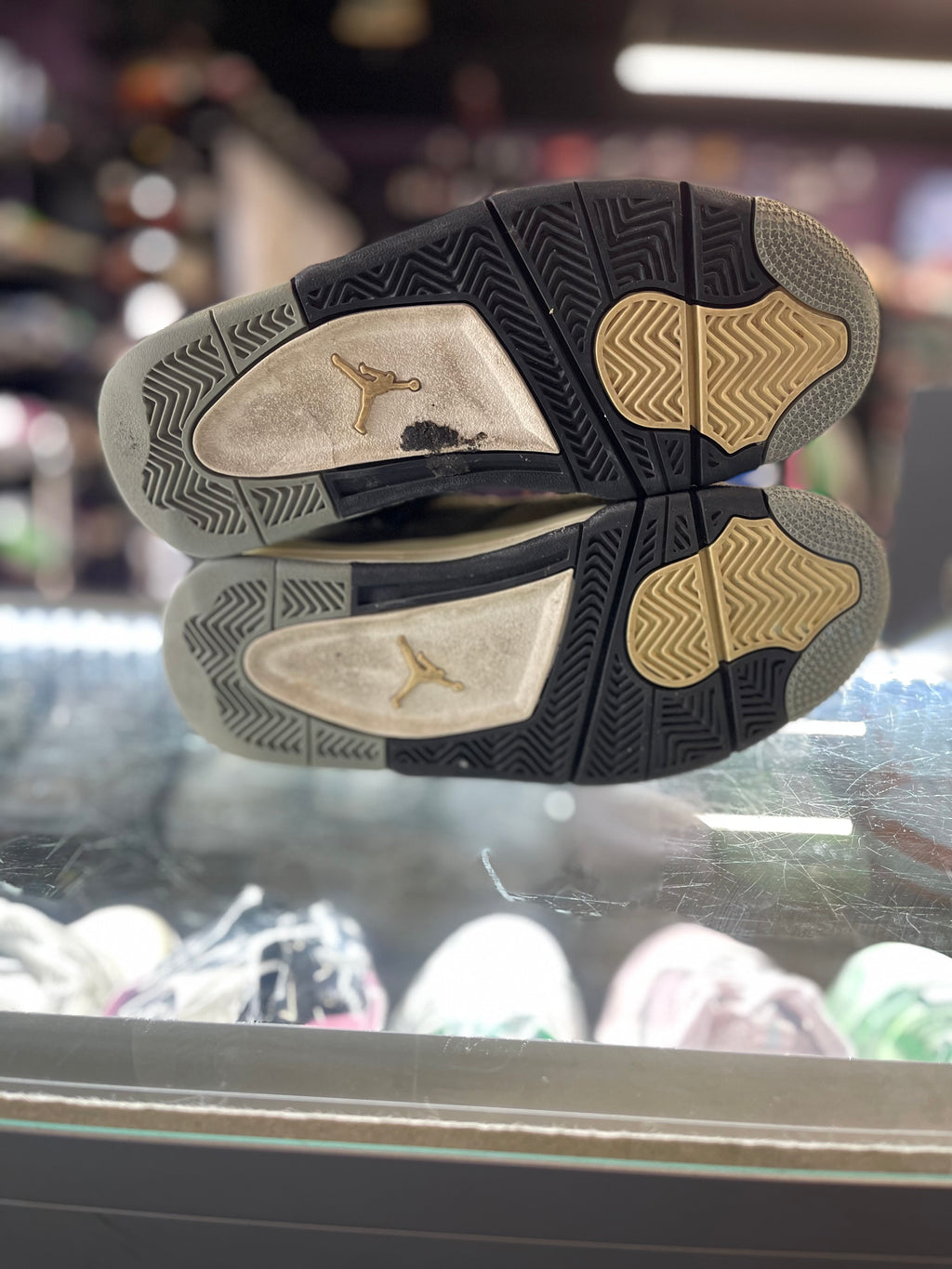 2023 Air Jordan Retro 4 SE "Craft Medium Olive" (GS)