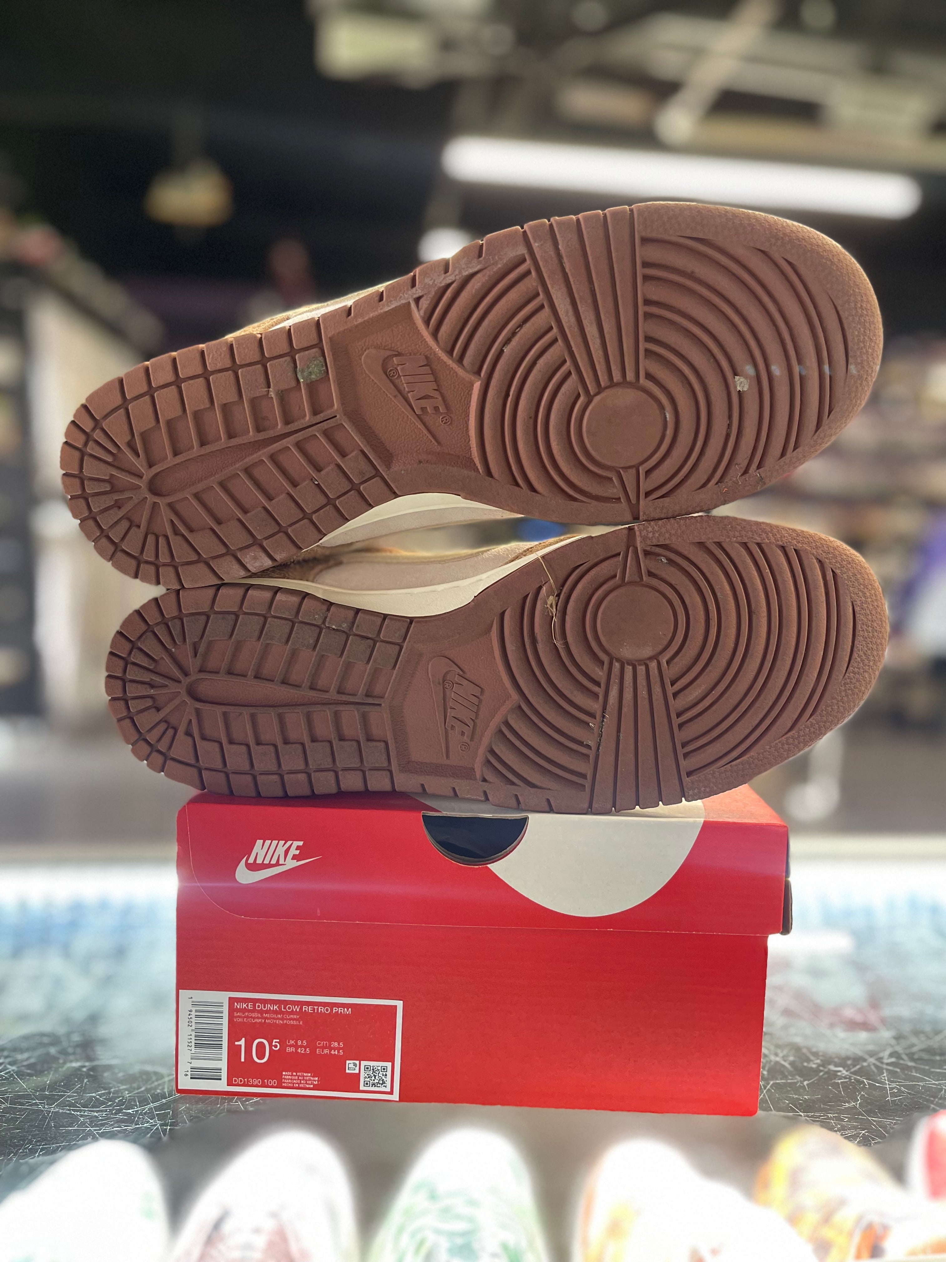 2021 Nike Dunk Low Premium "Medium Curry"