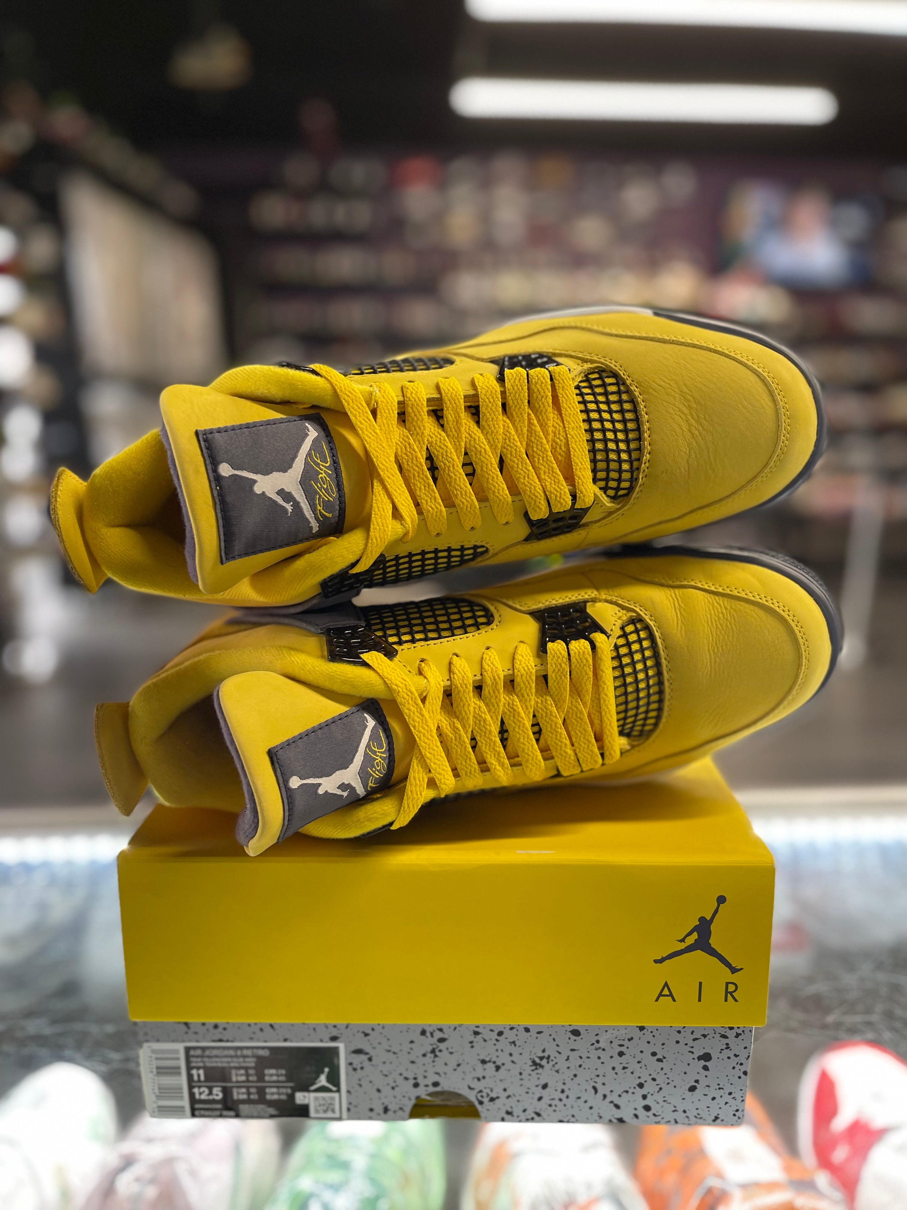 2021 Air Jordan Retro 4 "Lightning"