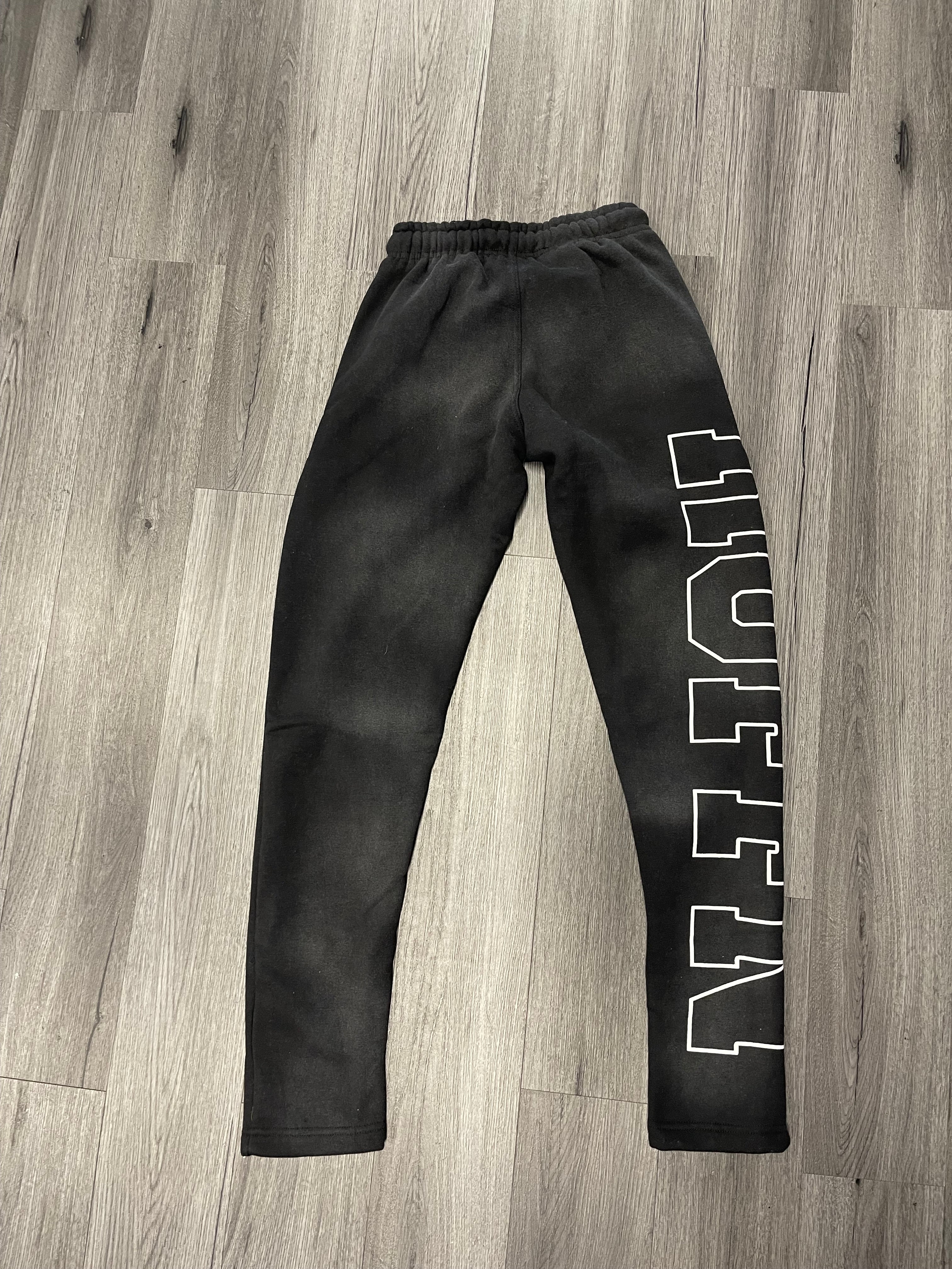 Ruffin Sweatsuit "Black"