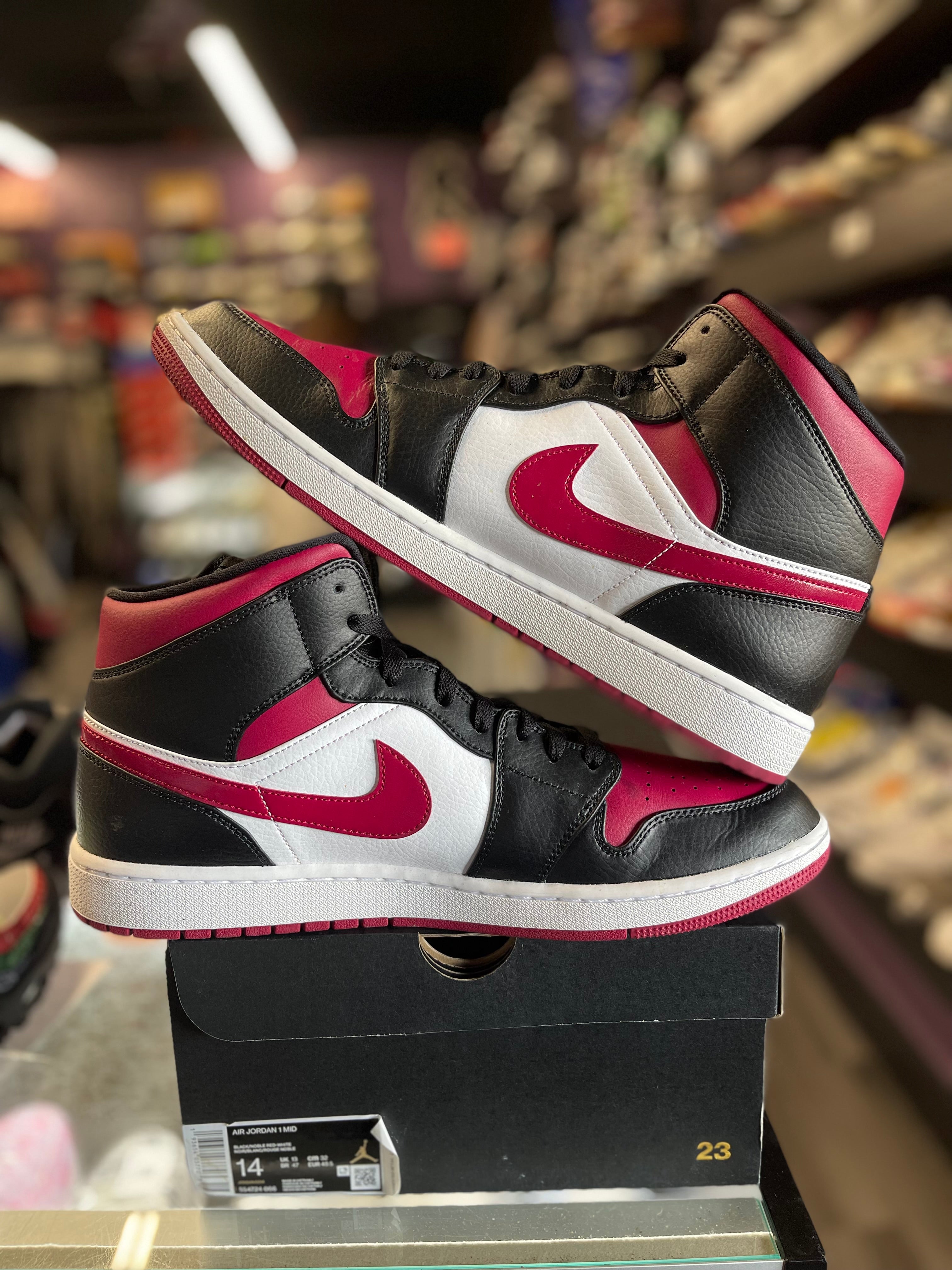 2020 Jordan 1 Mid "Bred Toe"